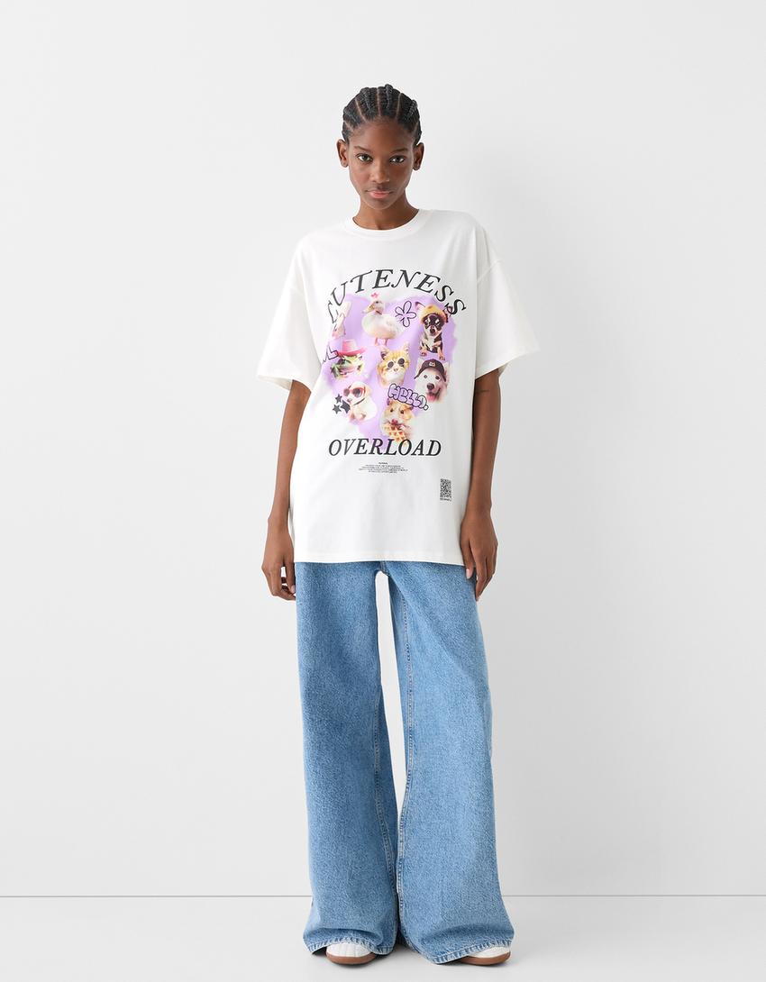 T-shirt Bershka Wearable Art oversize fit com estampado-Gelo-4
