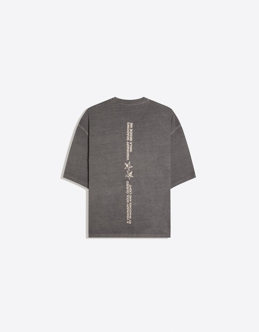 Camiseta boxy fit print-Gris