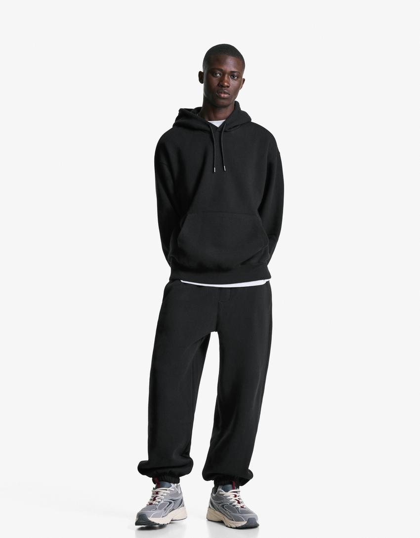 Kapuzenpullover-Schwarz-3
