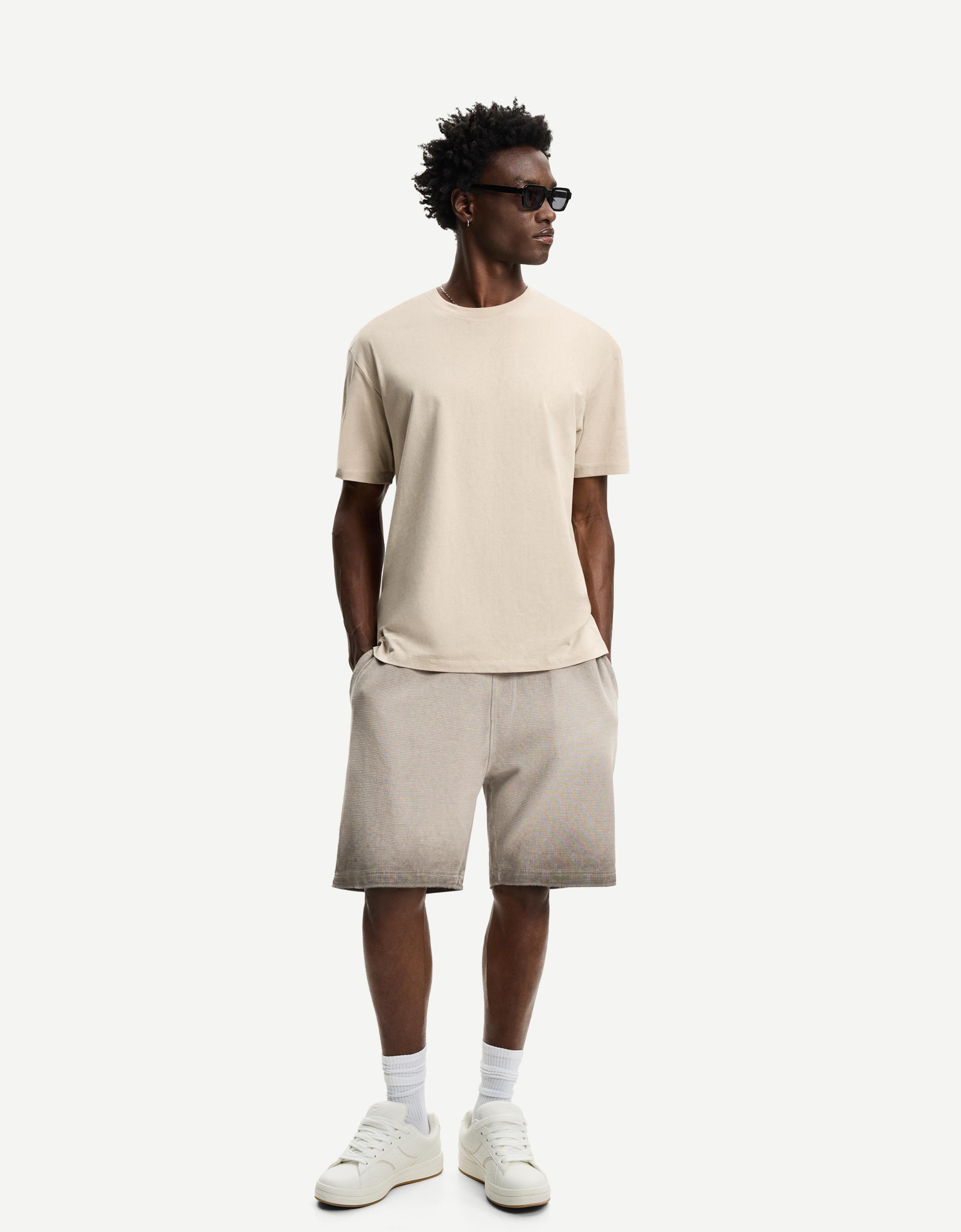 Bershka Bermuda Mit Waffelstruktur Und Washed-Effekt Herren Xs Grau
