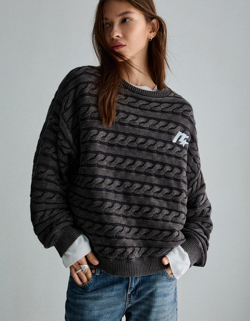 Embroidered cable-knit sweater-Dark grey