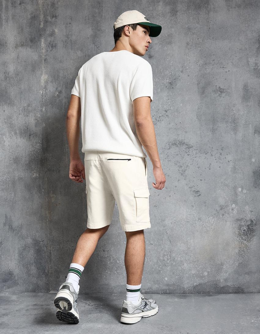 Regular cargo Bermuda shorts-White