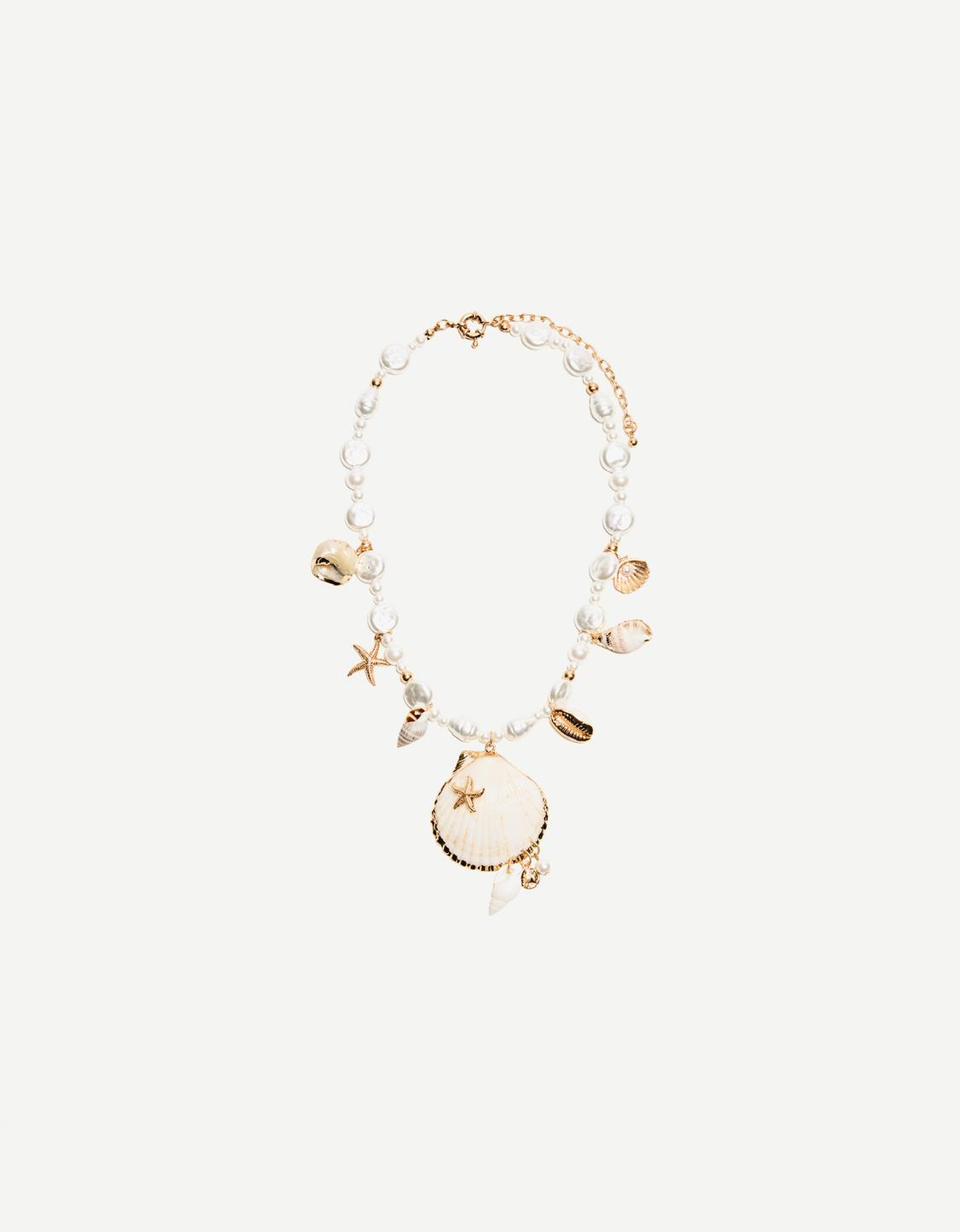 Seashell necklace
