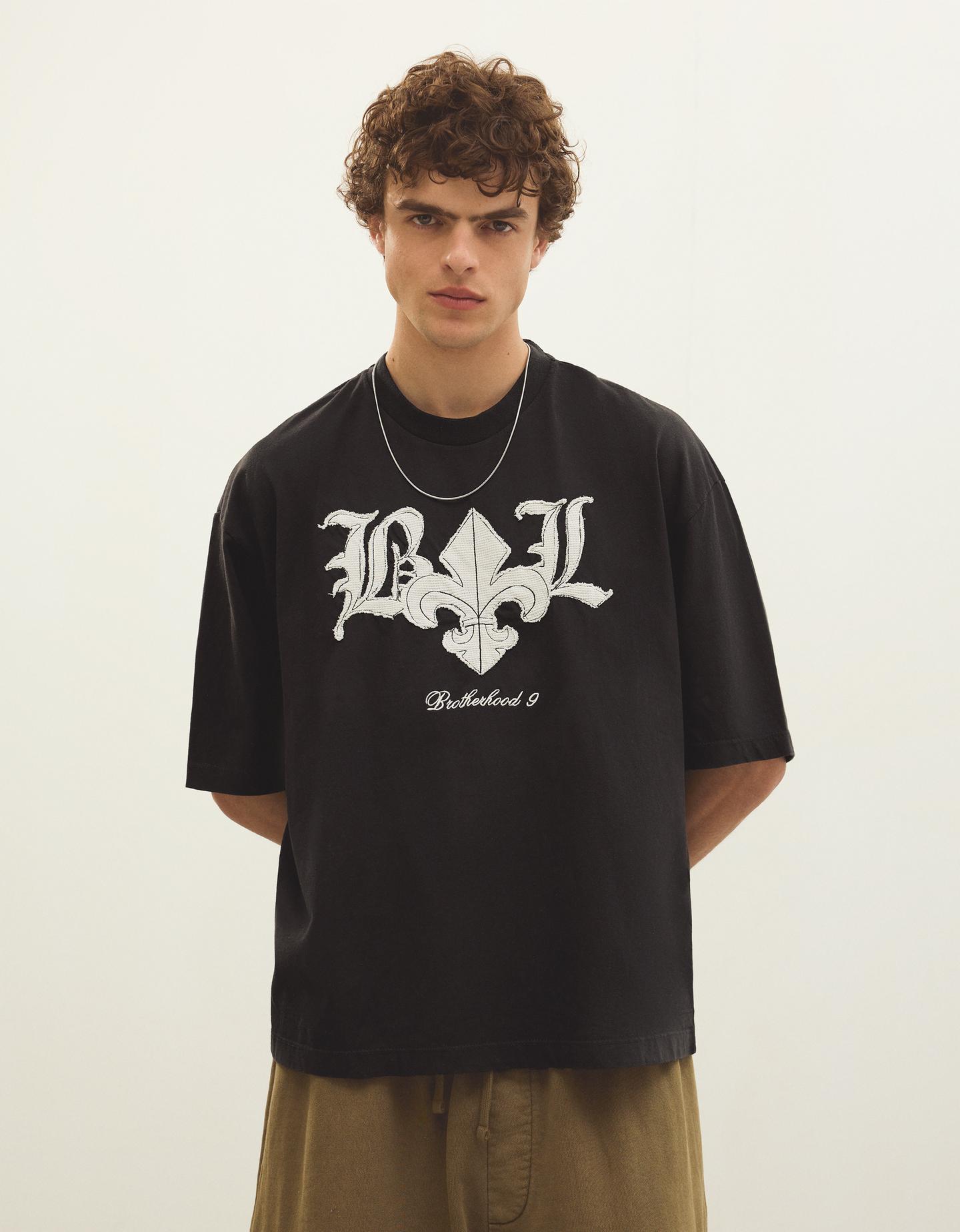 Bershka koszulka boxy fit gofr czarny