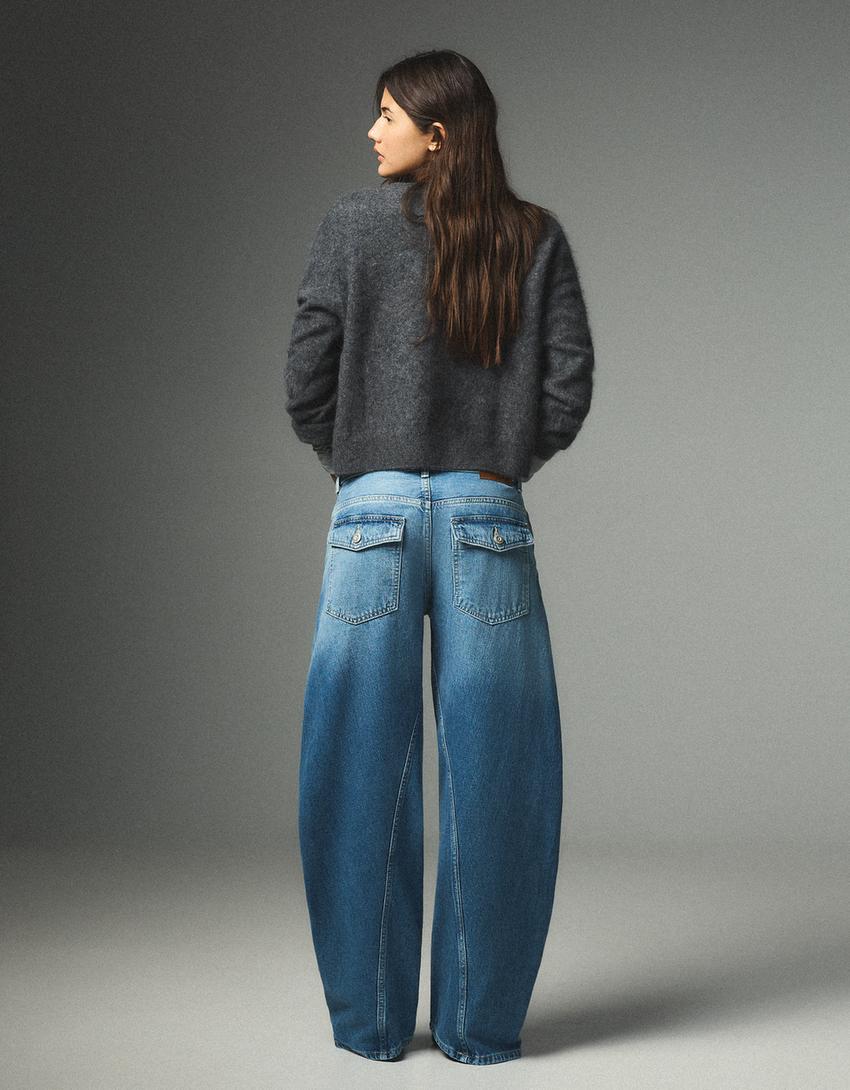 Low-rise barrel jeans-Light blue