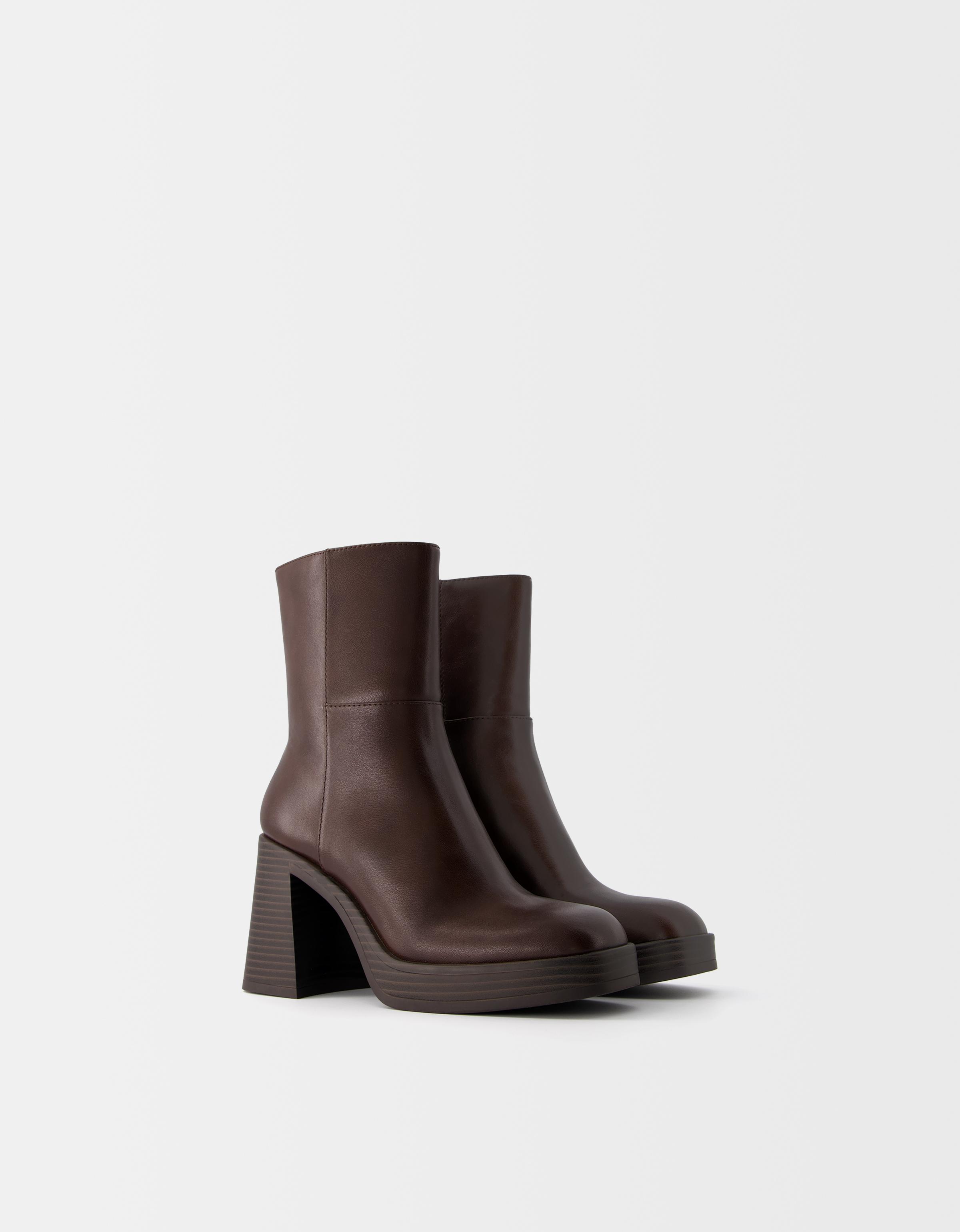 Bershka Plateau-Stiefeletten Mit Breitem Absatz. Damen 35 Braun