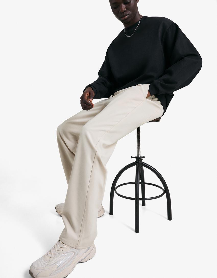 Pantalón straight jogger tailoring-Crudo