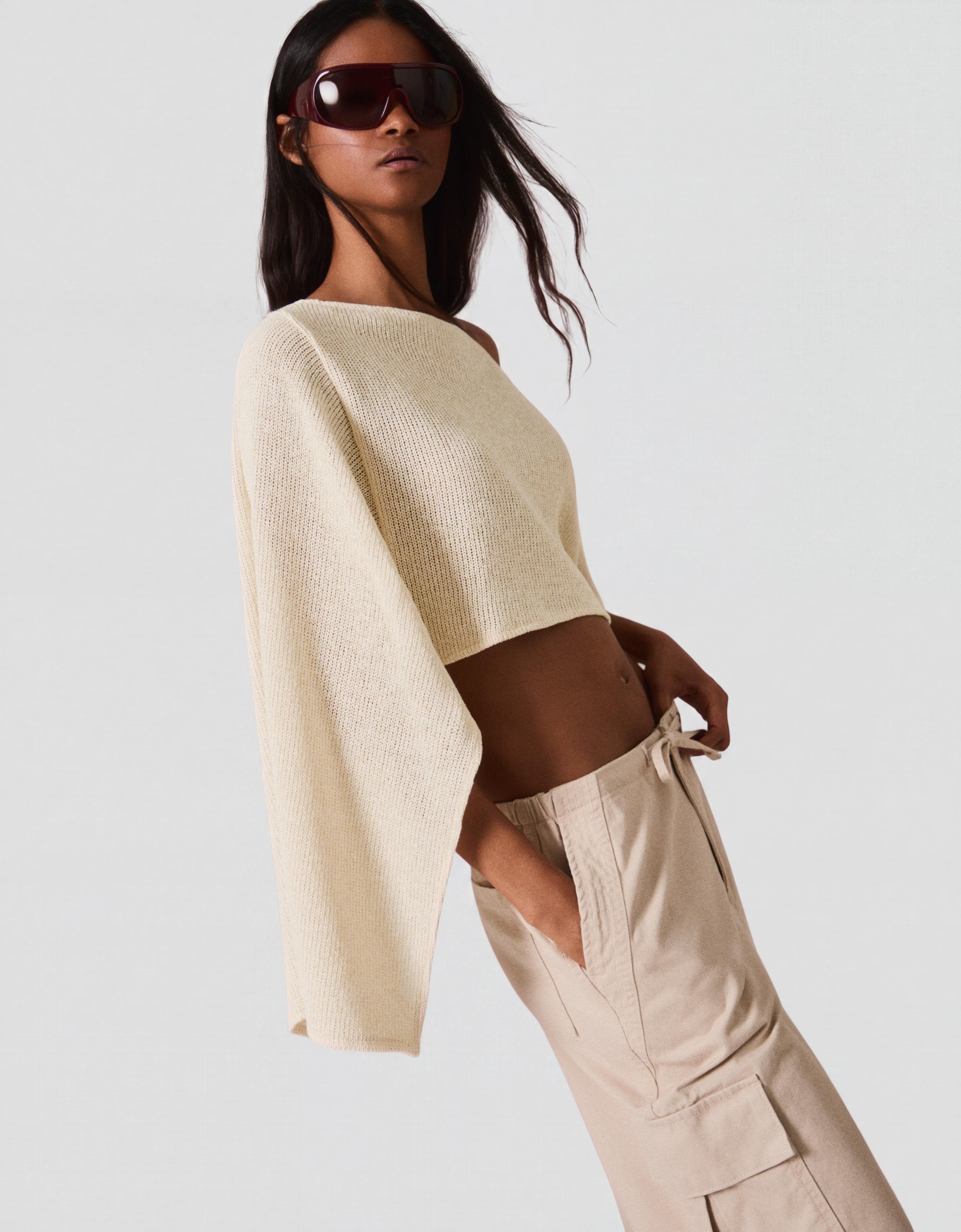 Metallic thread asymmetric cape — Sand
