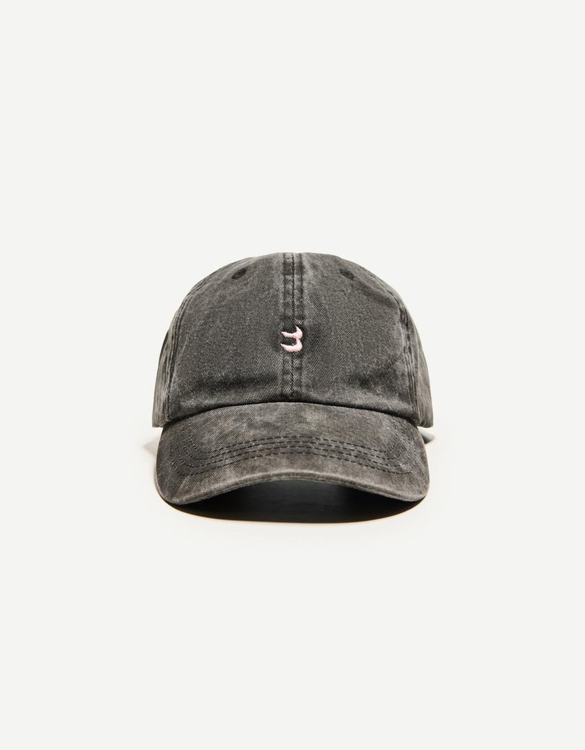 Casquette brodée-Noir