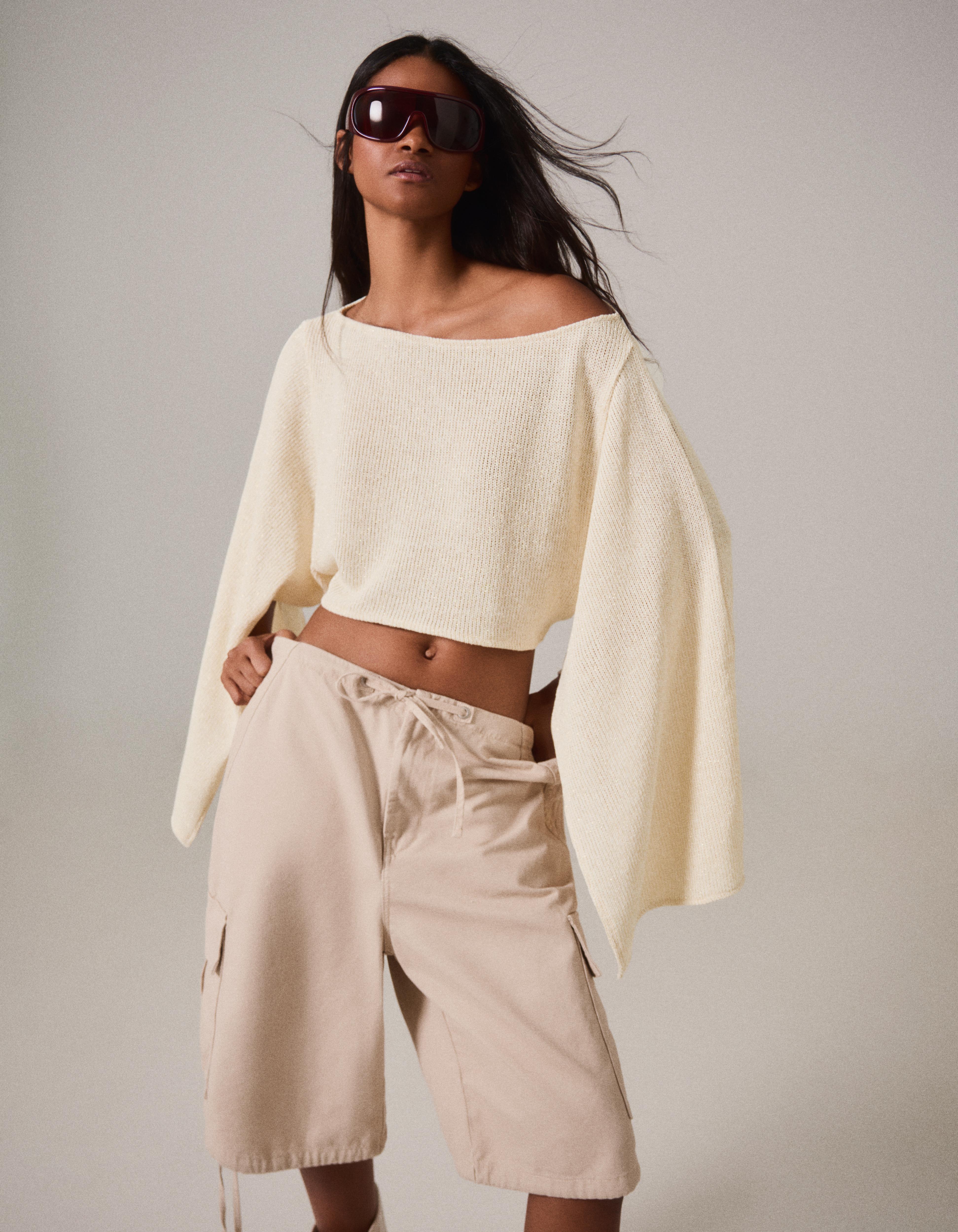 Bershka Capa Asimétrica Hilo Metalizado Mujer Arena