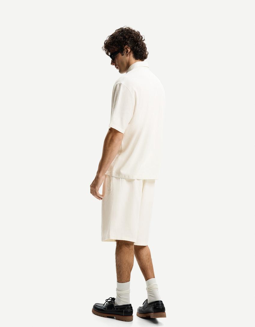 Calções bermuda loose jogger com linho-Branco