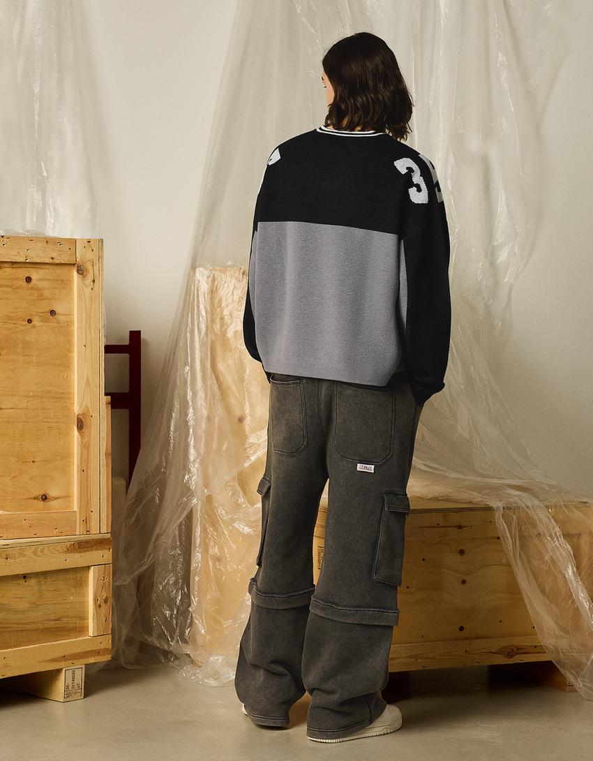 Sports print sweater-Black