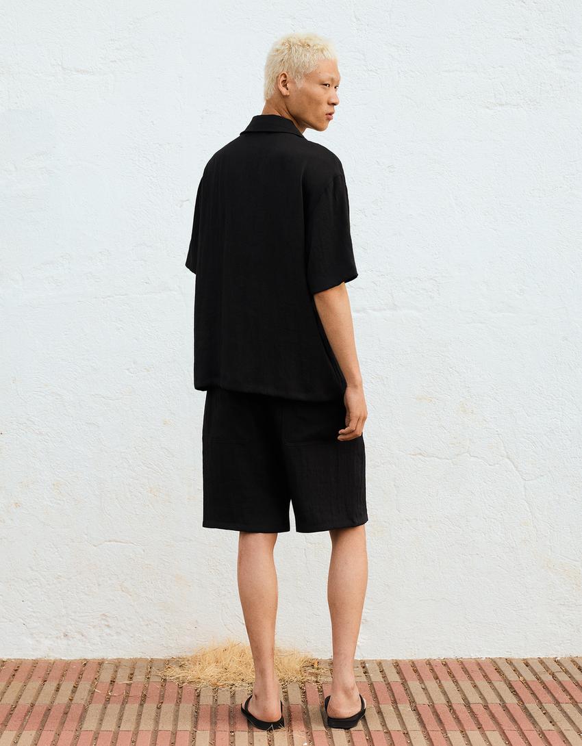 Rustic jogger Bermuda shorts-Black