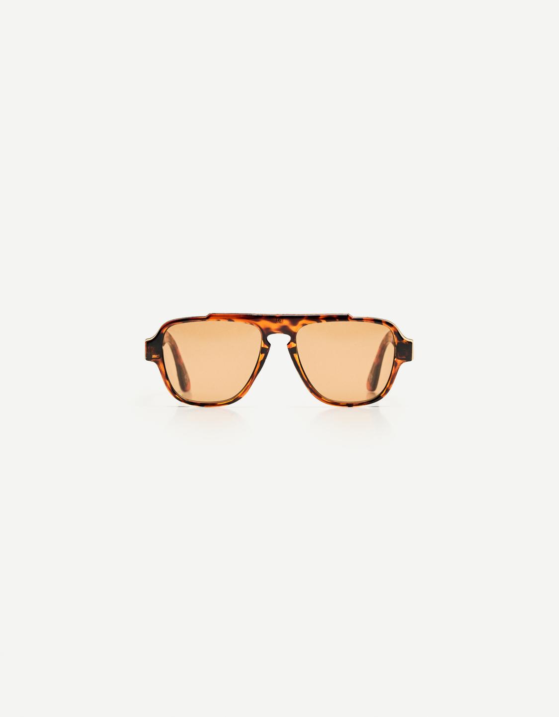 Resin sunglasses