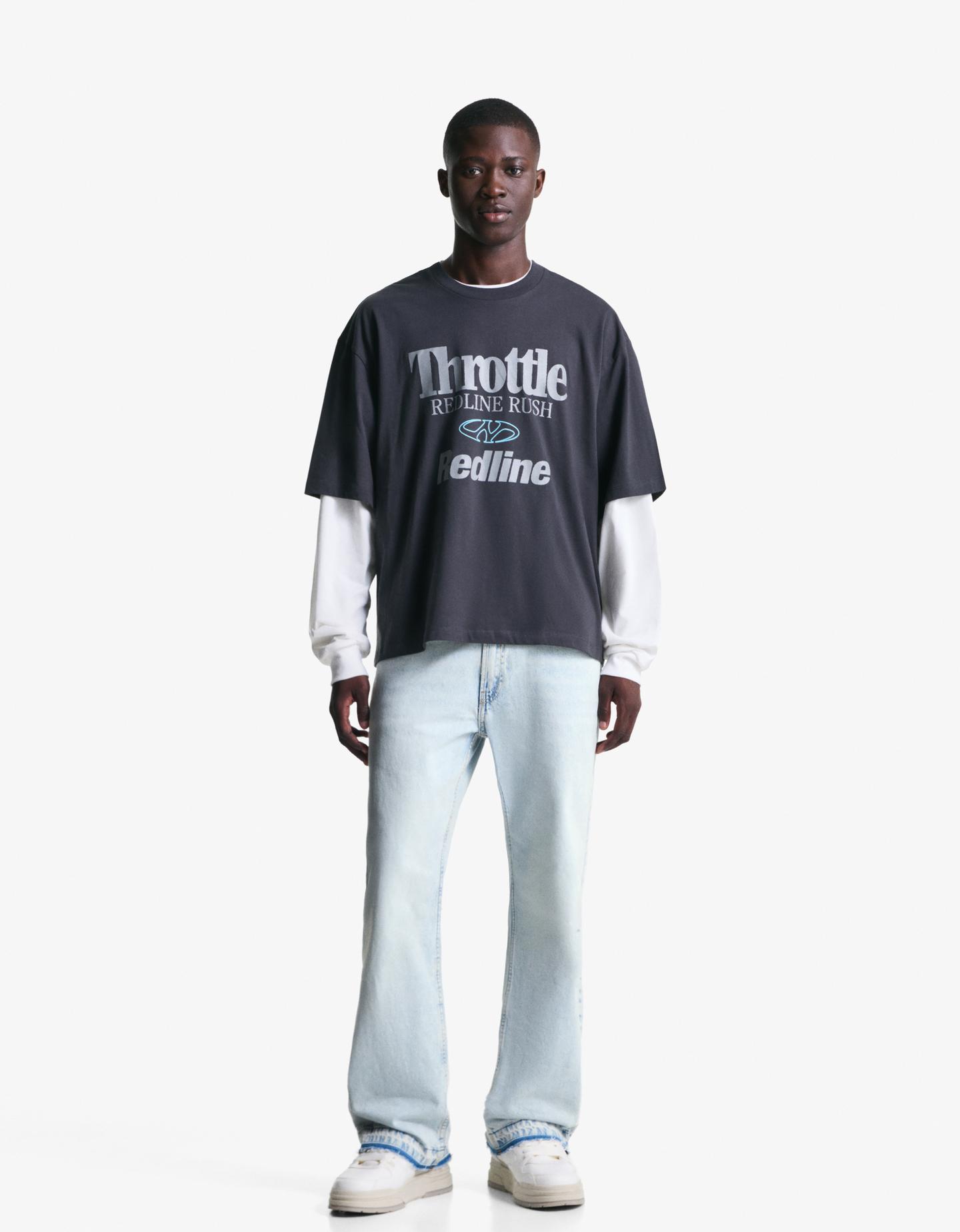Bershka jeansy o kroju flare straight jasnoniebieski