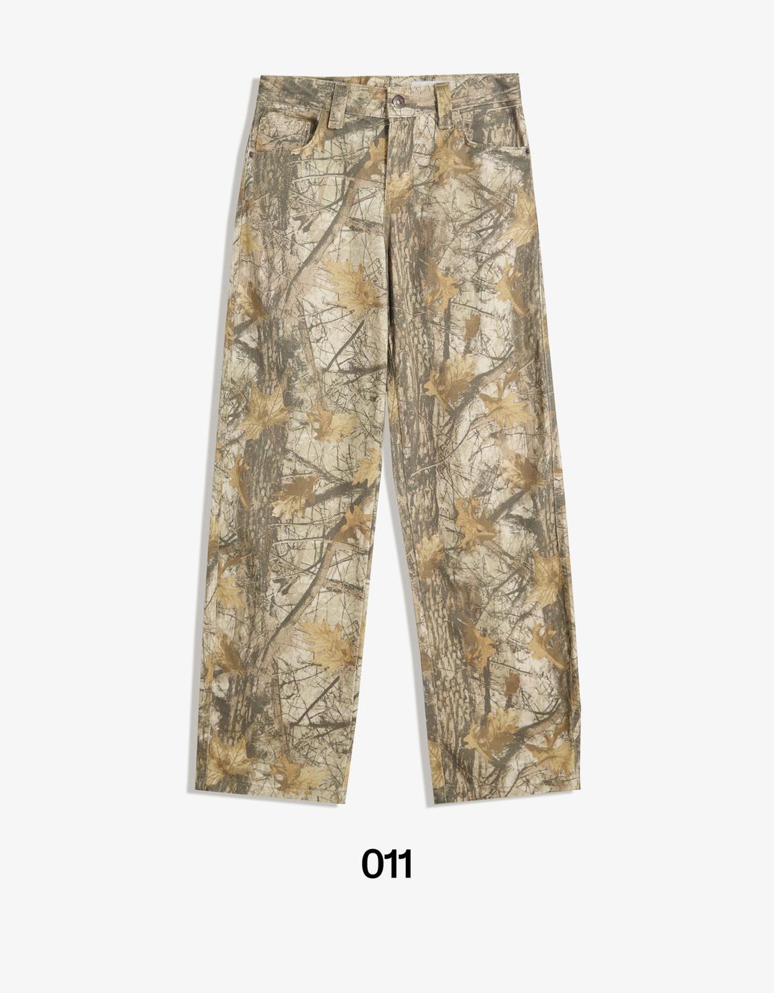 Printed barrel trousers