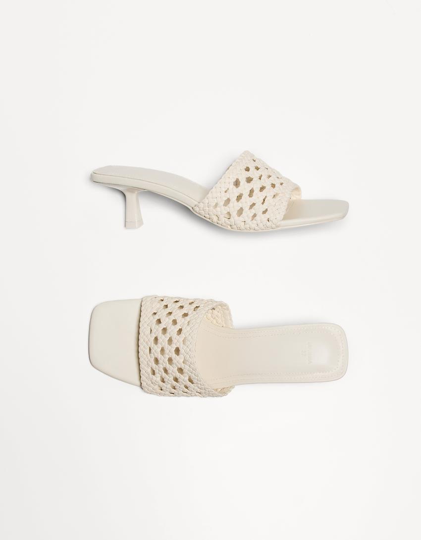 صندل مجدول بكعب قطة-بيج