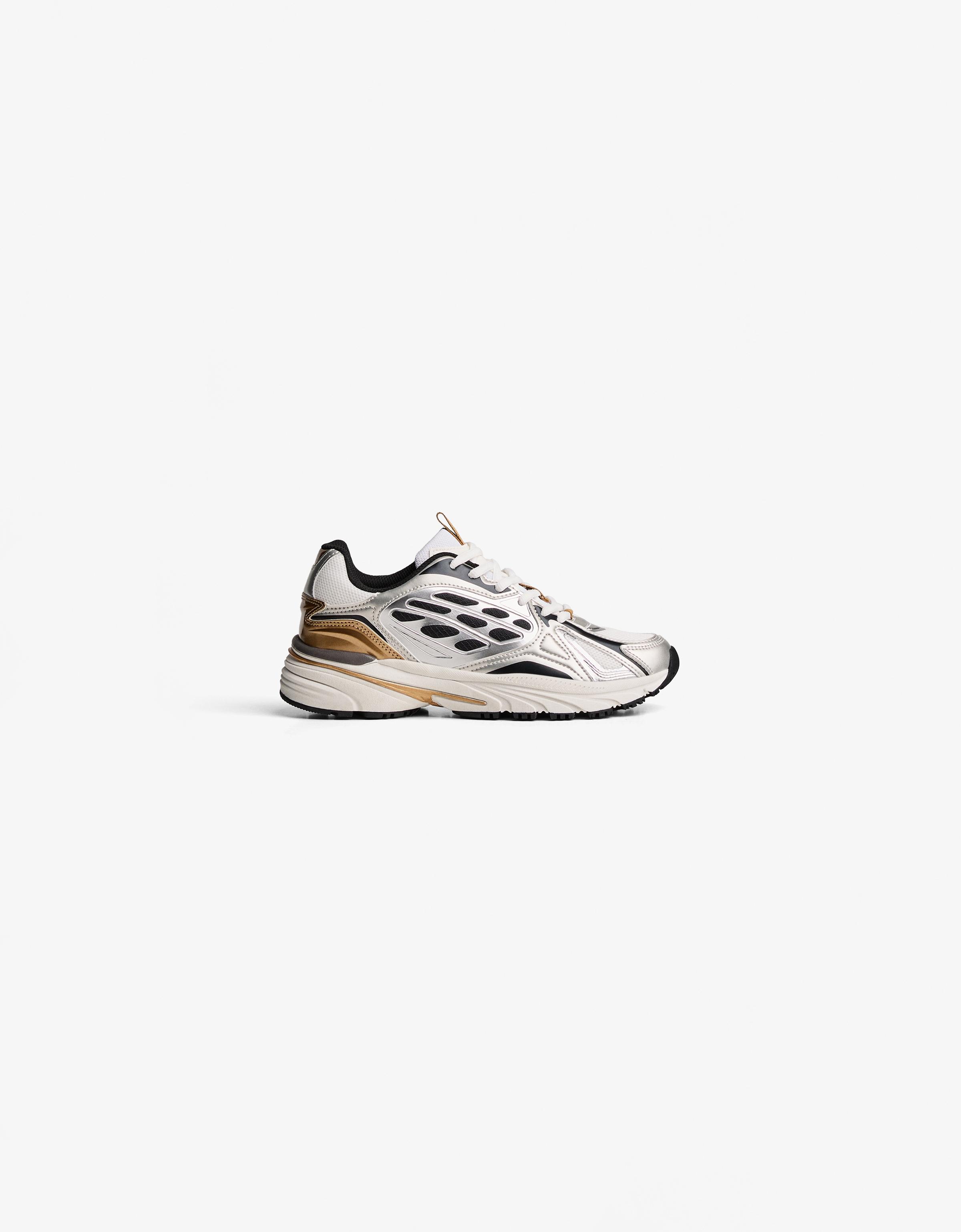 Multi-piece trainers