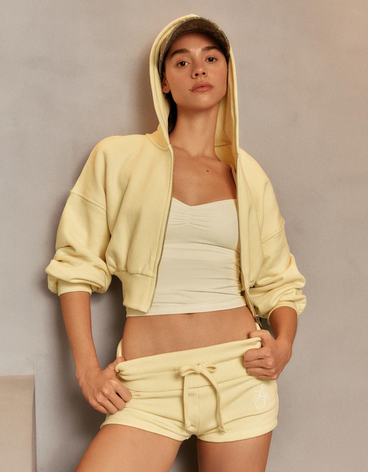 Katlama detaylı beli lastikli bermuda