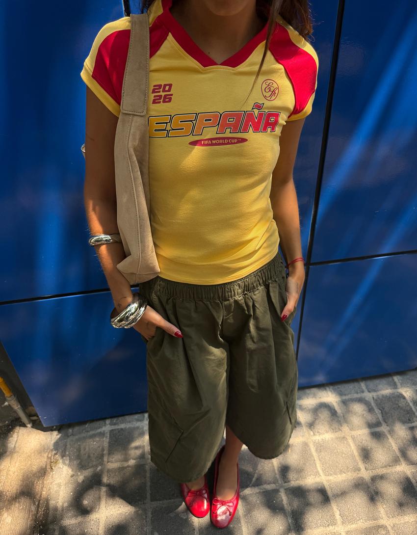 T-shirt col en V Espagne FIFA WORLD CUP™-Rouge