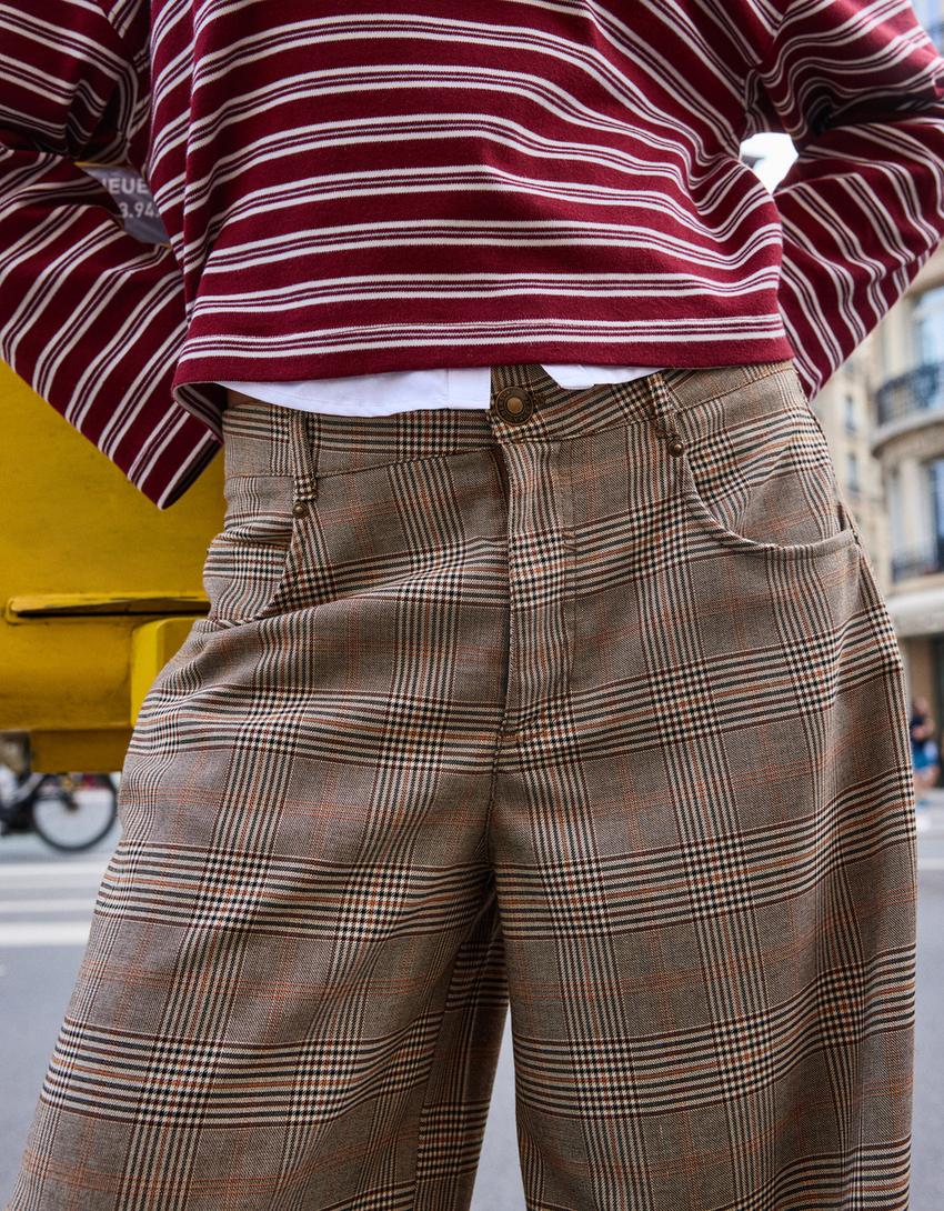 Pantalón barrel cuadros-Marrón
