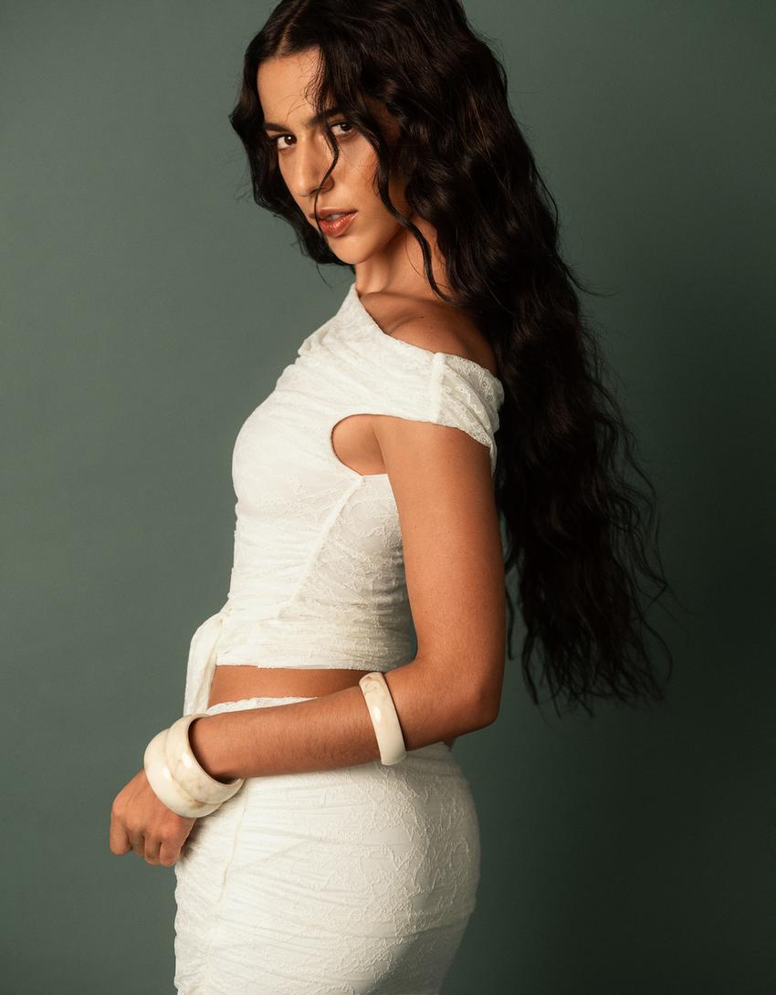 Lace knot mini skirt-Cream