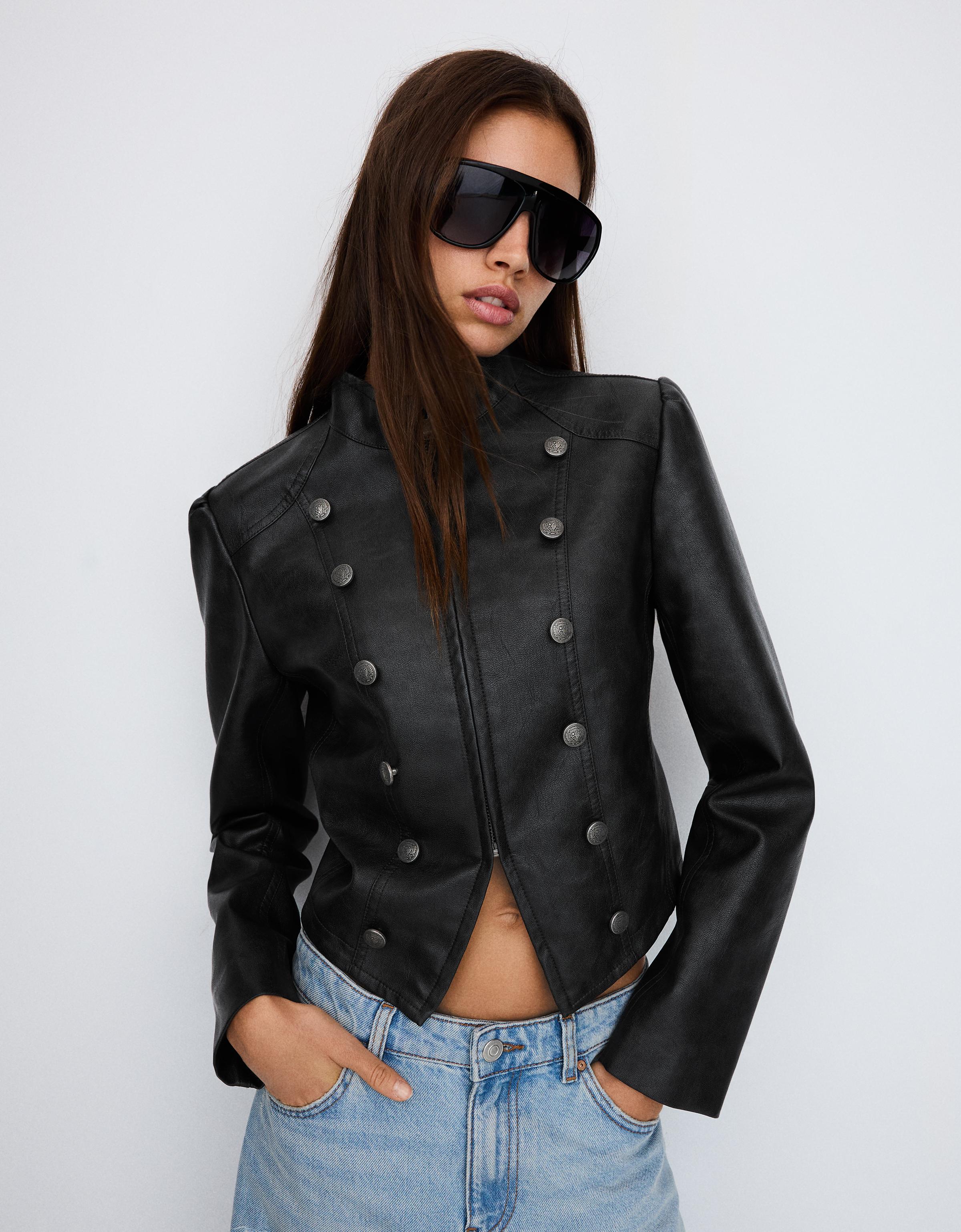 Bershka Cazadora Efecto Piel Botones Mujer Gris Oscuro