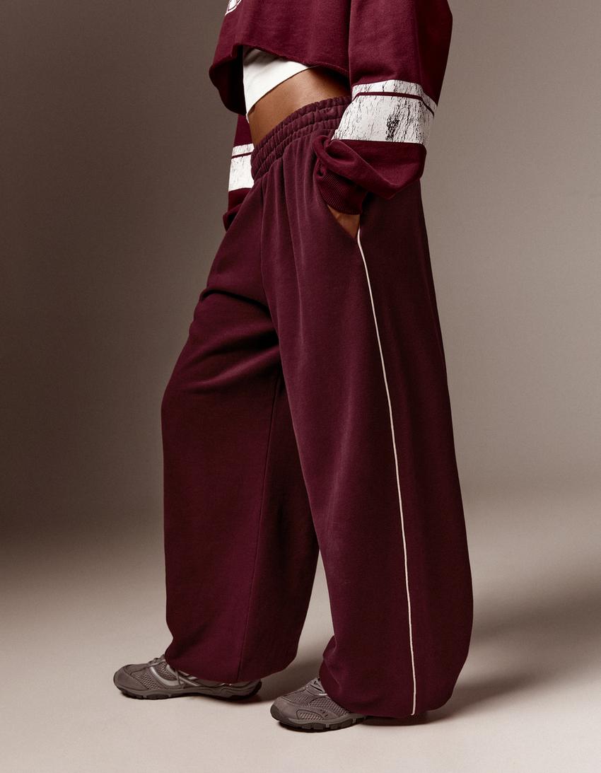 Dancer plush joggers-Maroon