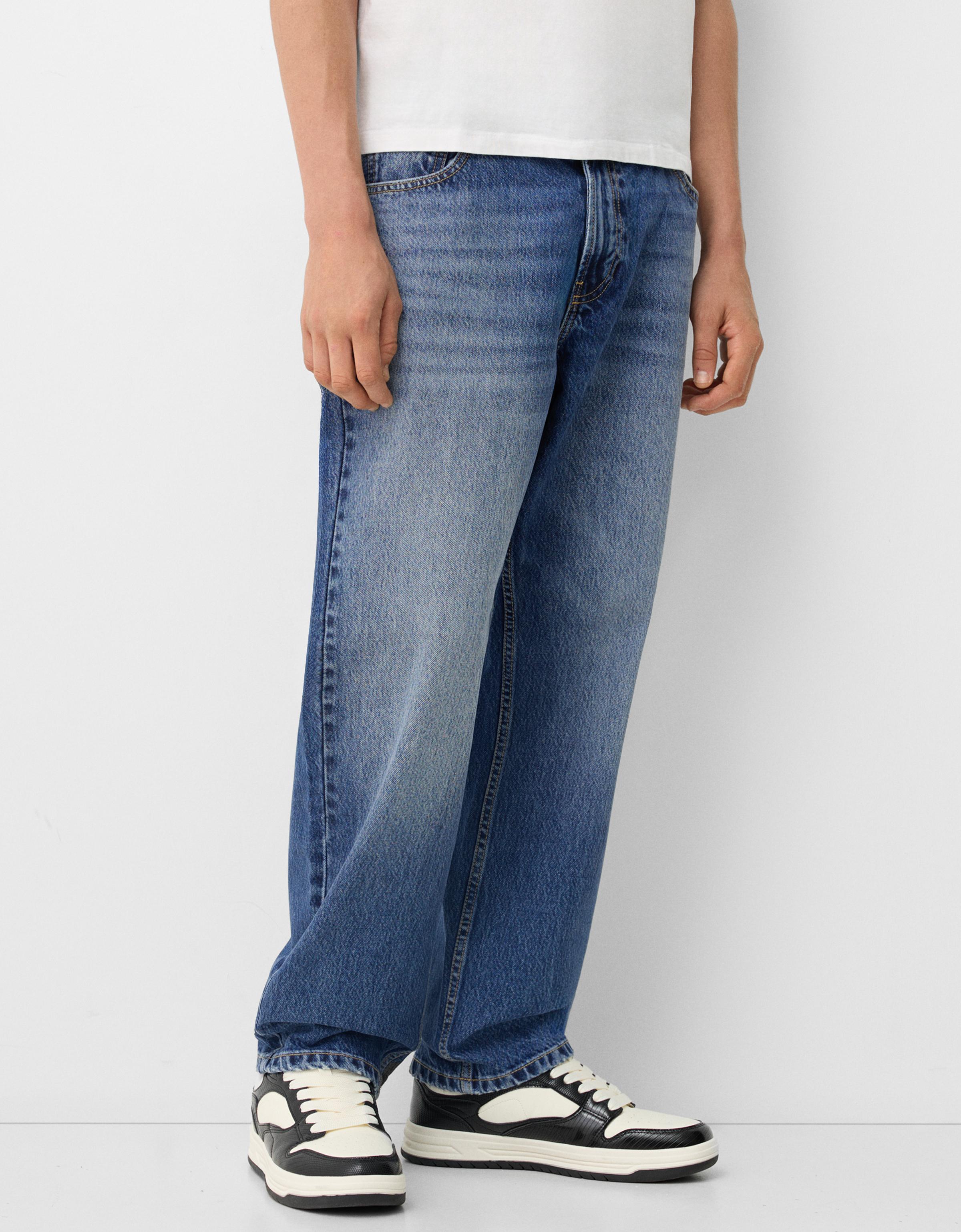 Bershka Jeans Im Slim-Fit Und Tapered-Fit Herren 34 Ausgewaschenes Blau