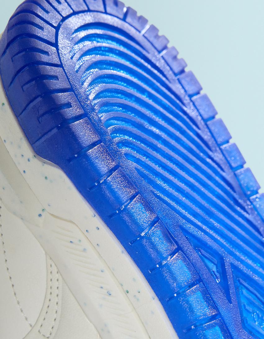 Sneakers SSSTUFFF X BERSHKA avec porte-clés-Blanc-6