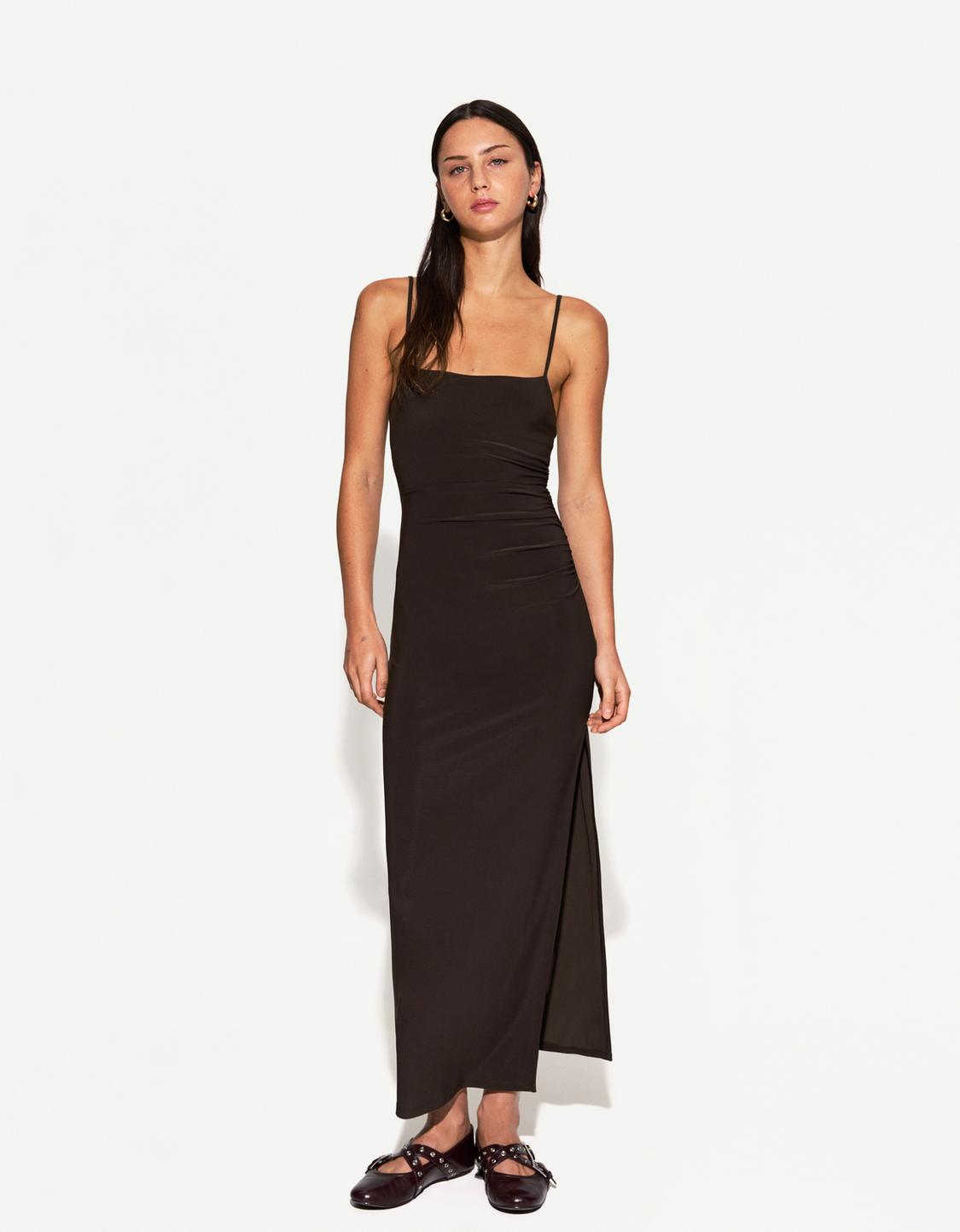 Robes de Soirée pour Femme | Nouvelle Collection | BERSHKA