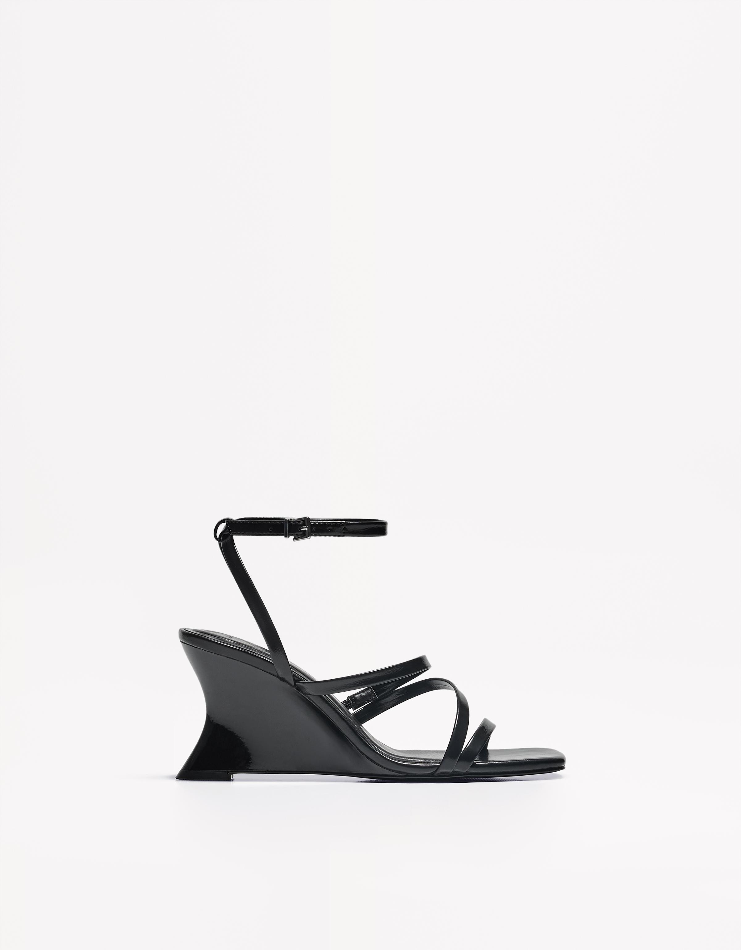 Bershka Keilsandalen Damen 41 Schwarz
