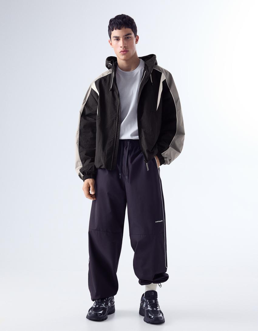 Technical hooded jacket-Black