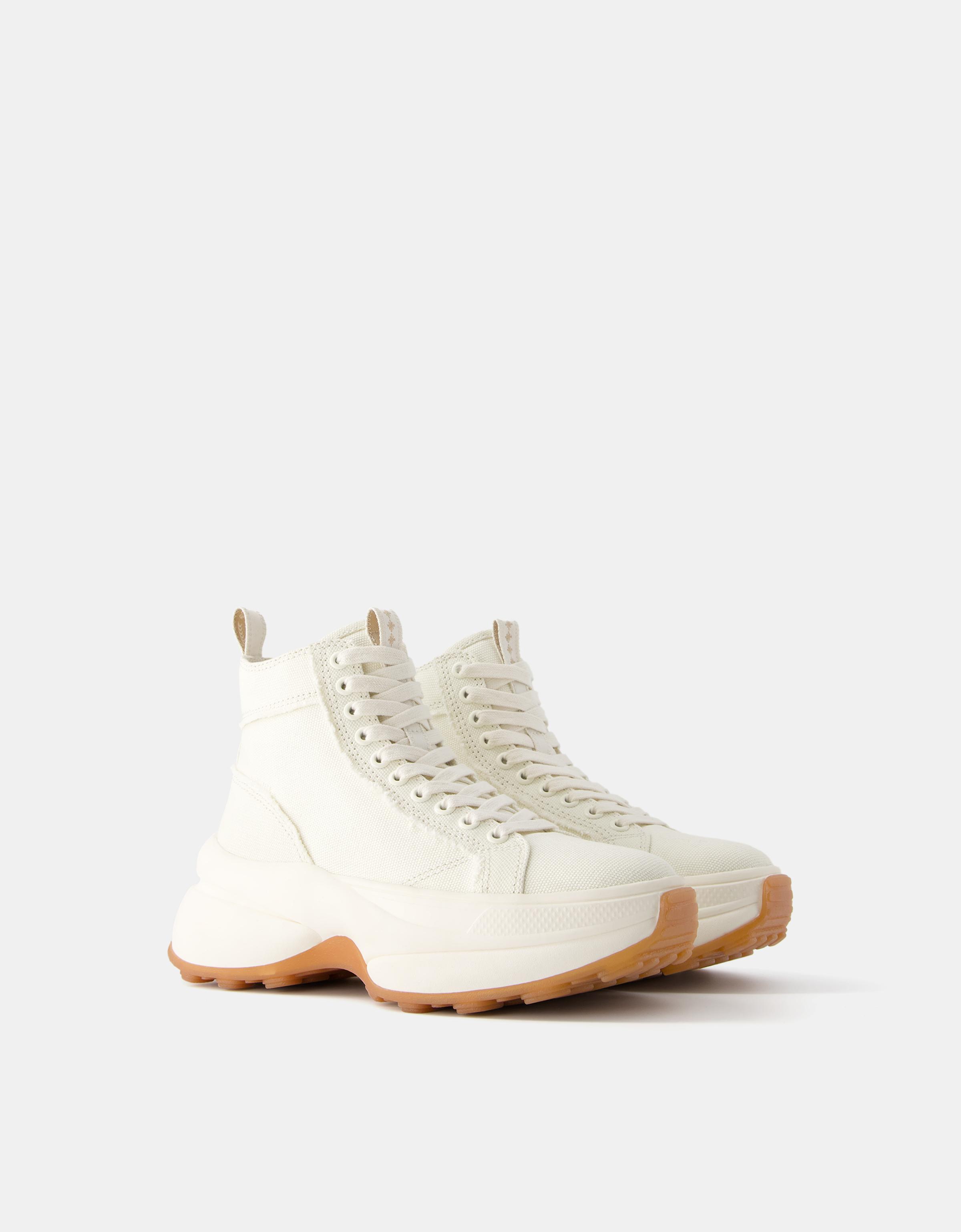 Bershka Hochgeschnittene Sneaker Mit Chunky-Sohle Damen 36 Rohweiß