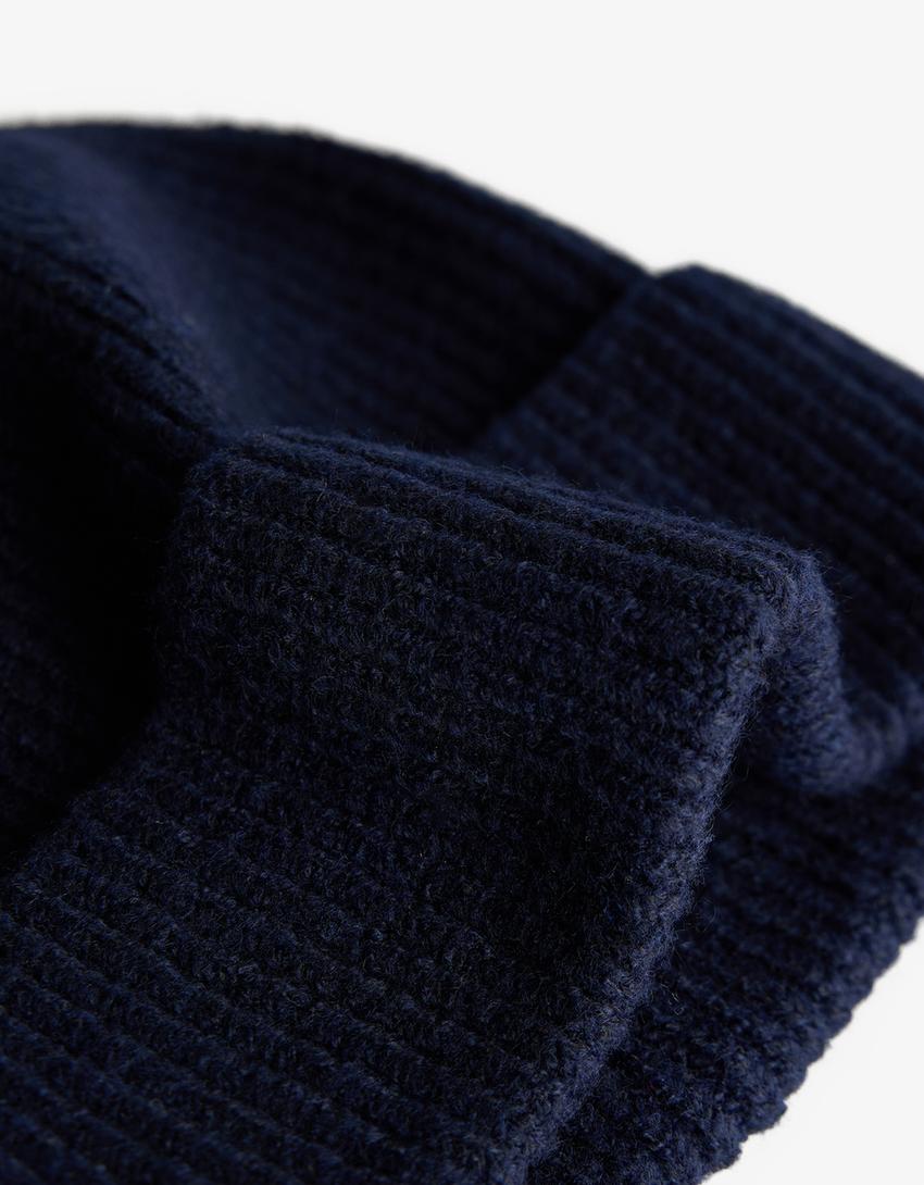 Vienkārša adīta cepure-Tumši zils-navy