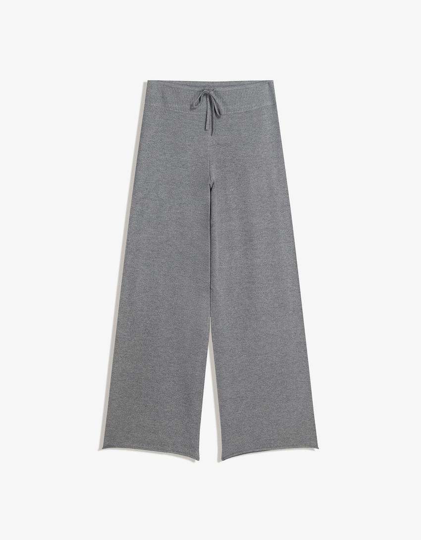 Set sweatshirt en broek met wijde pijpen-Set sweatshirt en broek met wijde pijpen