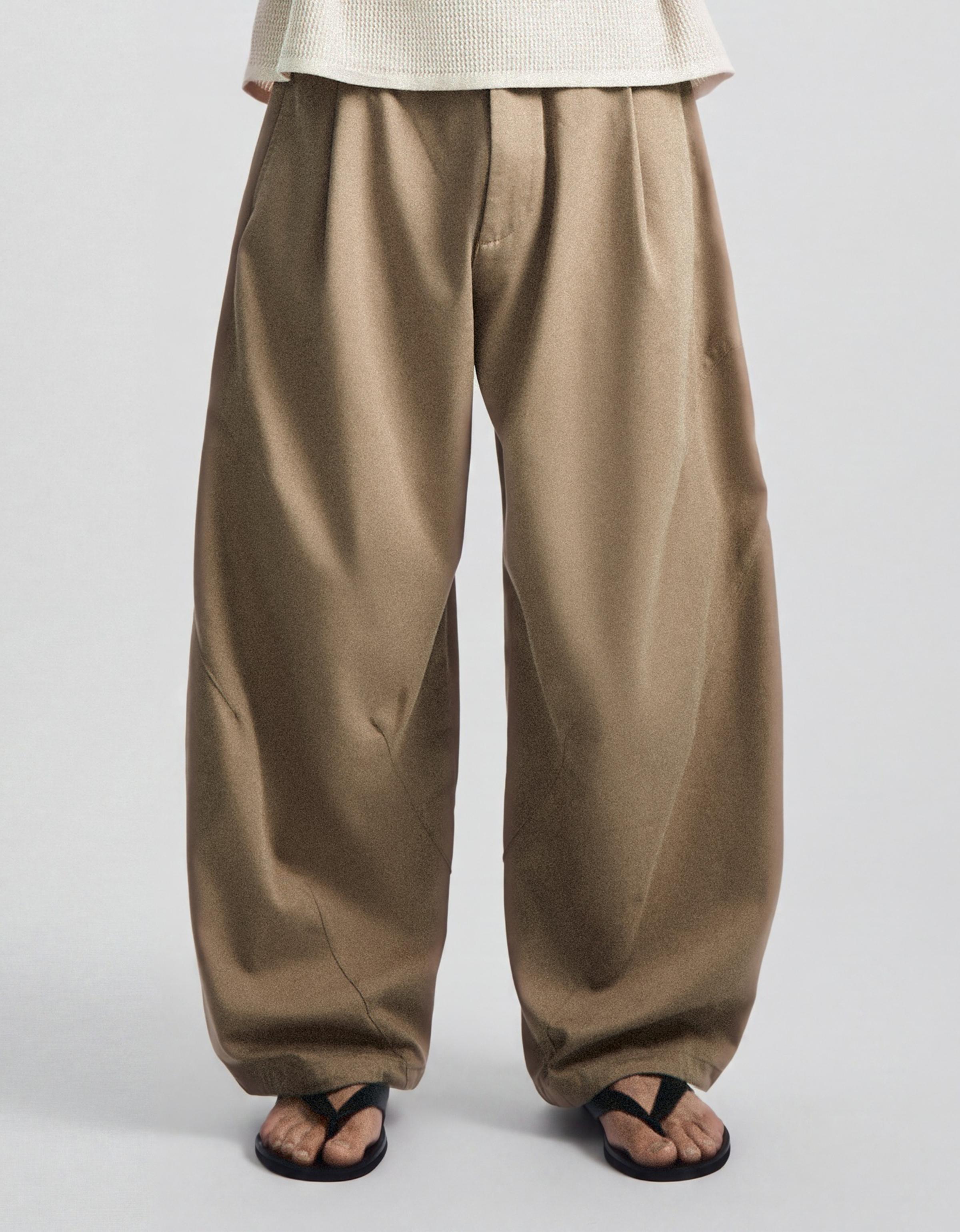 Darted barrel leg trousers — Grey