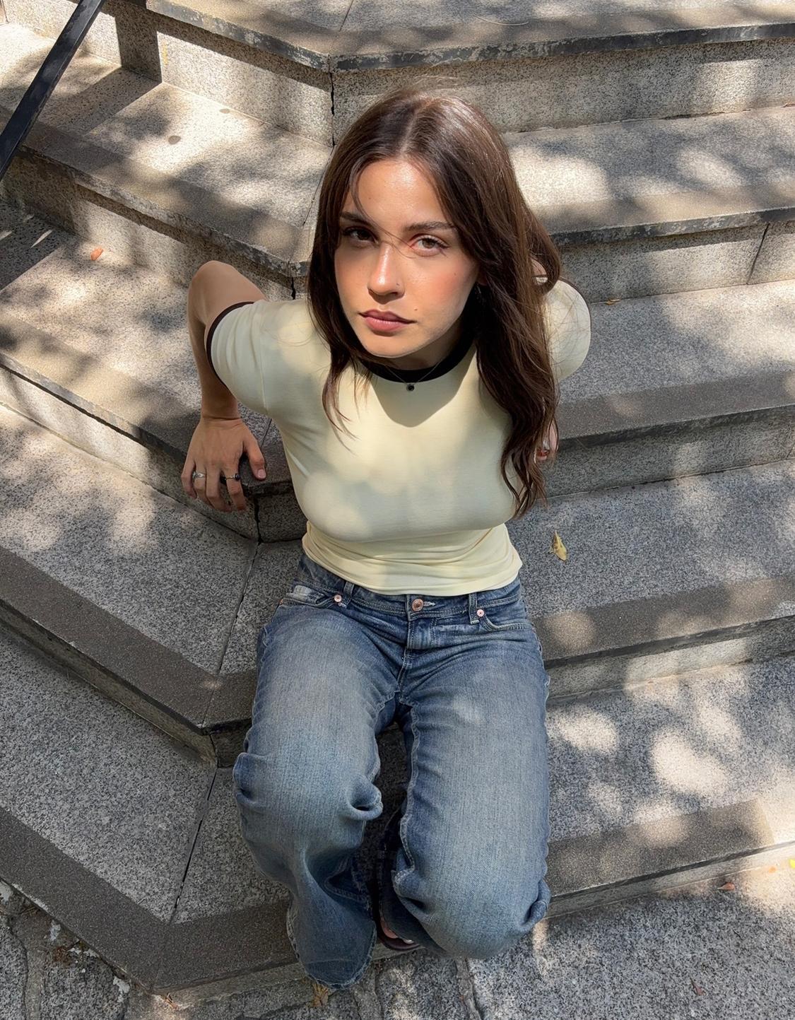 Short sleeve contrast T-shirt
