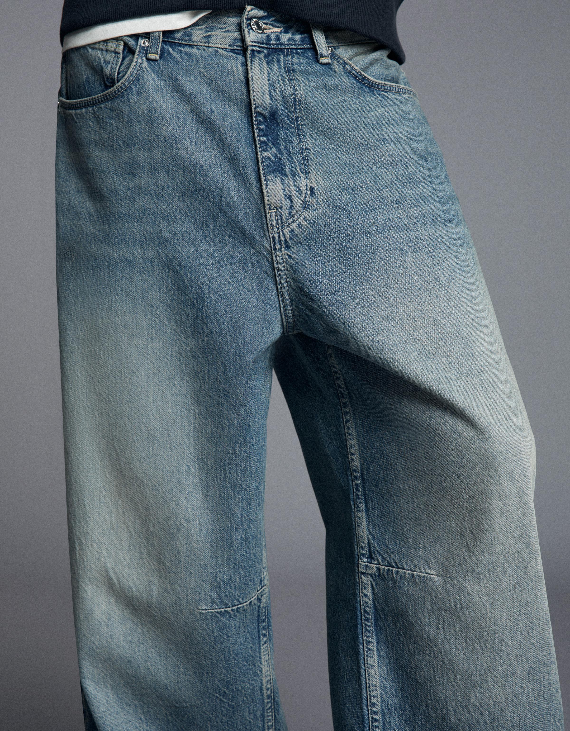 Neobarrel jeans with back buckle — Light blue
