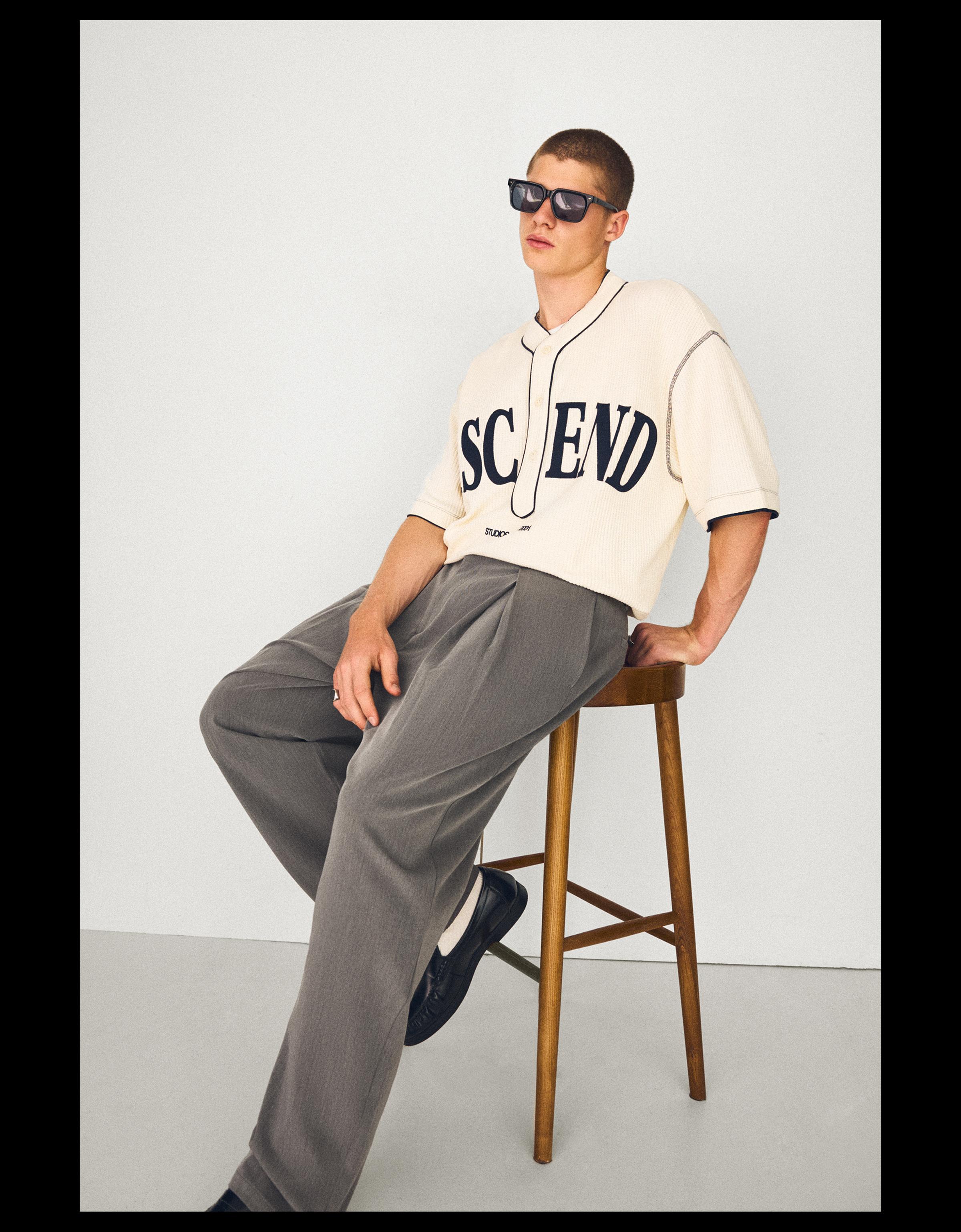 Pleated baggy trousers — Grey