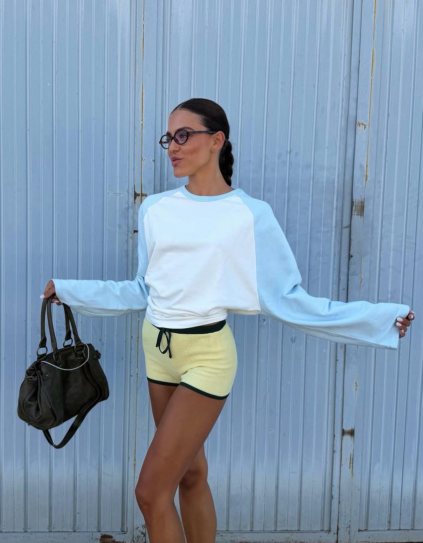 Contrast knit shorts-Yellow