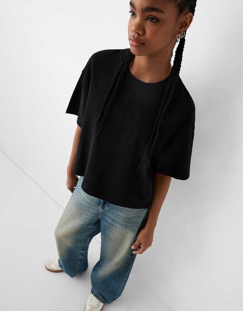 T-shirt manga curta boxy fit-Preto-5