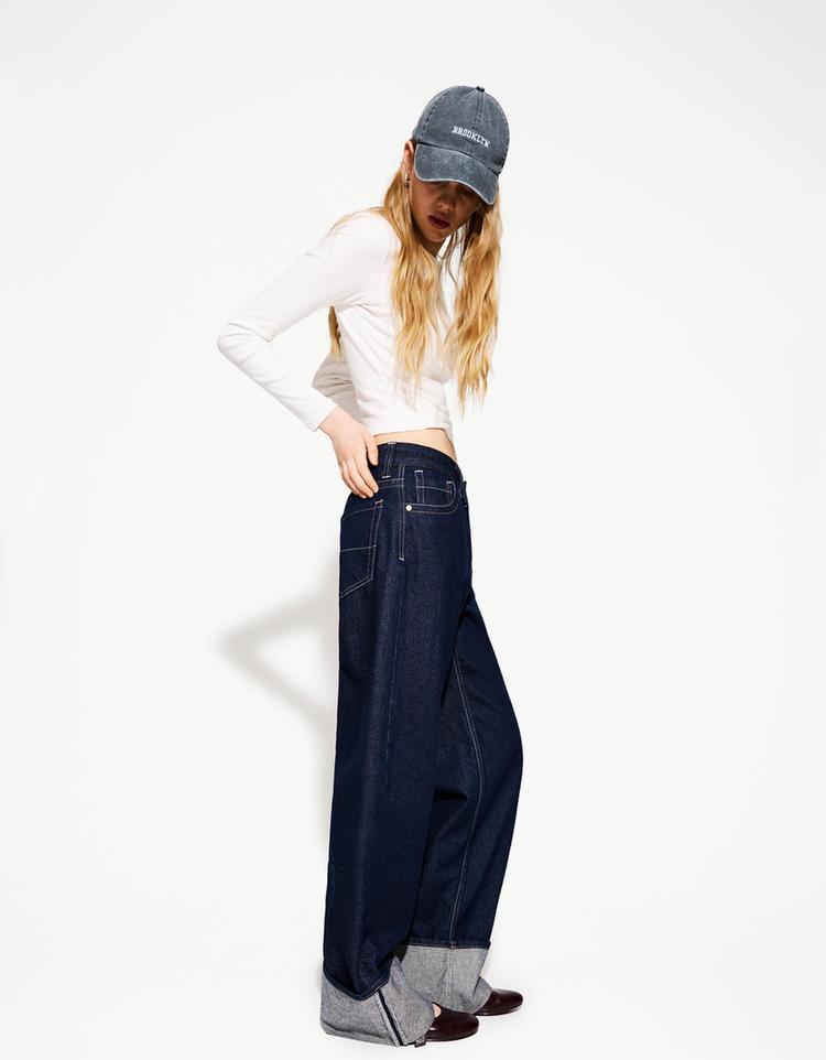Jean 90’s wide leg bas retroussé