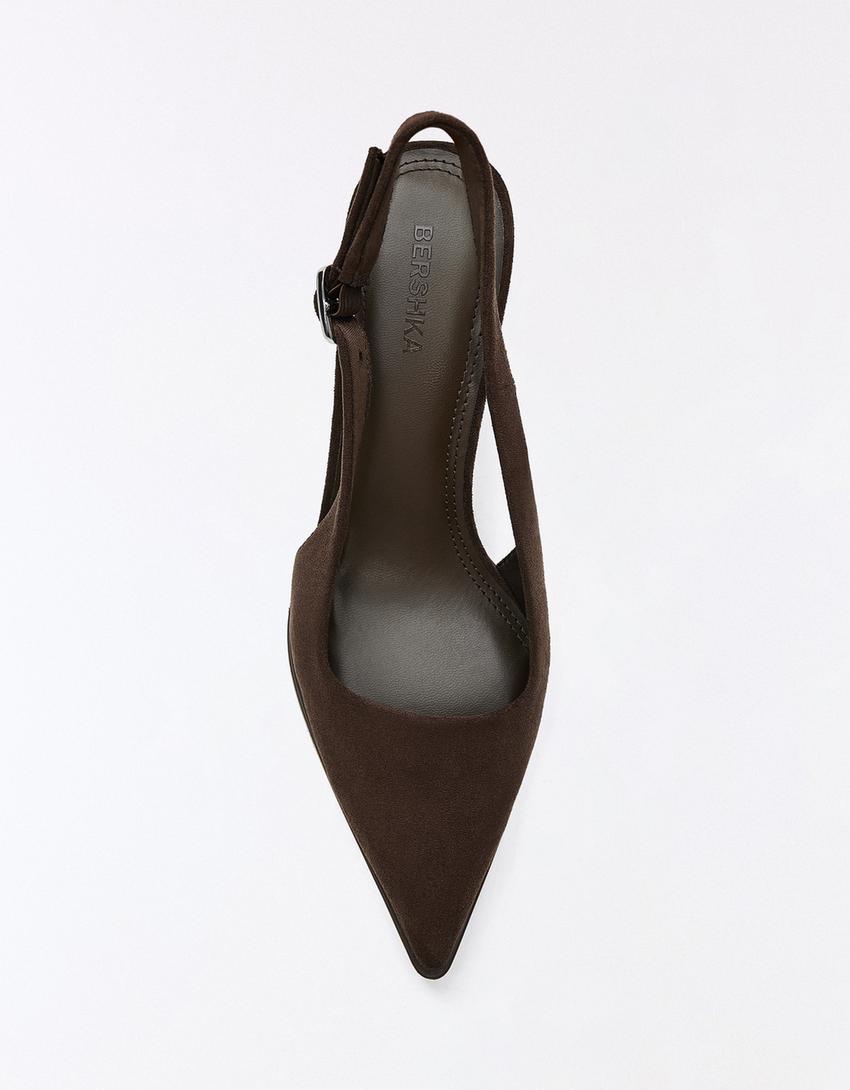 Décolleté slingback kitten heel-Marrone