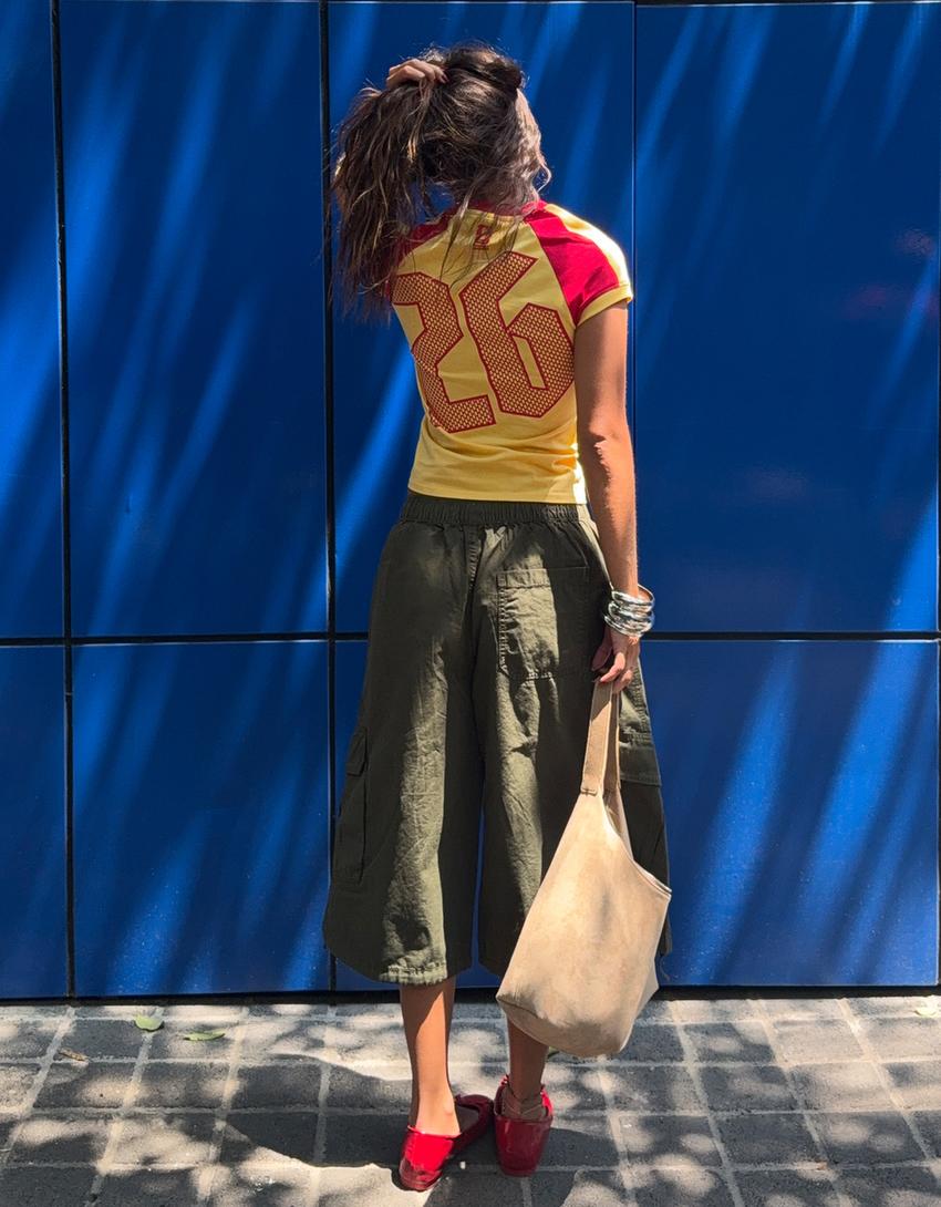 T-shirt col en V Espagne FIFA WORLD CUP™-Rouge