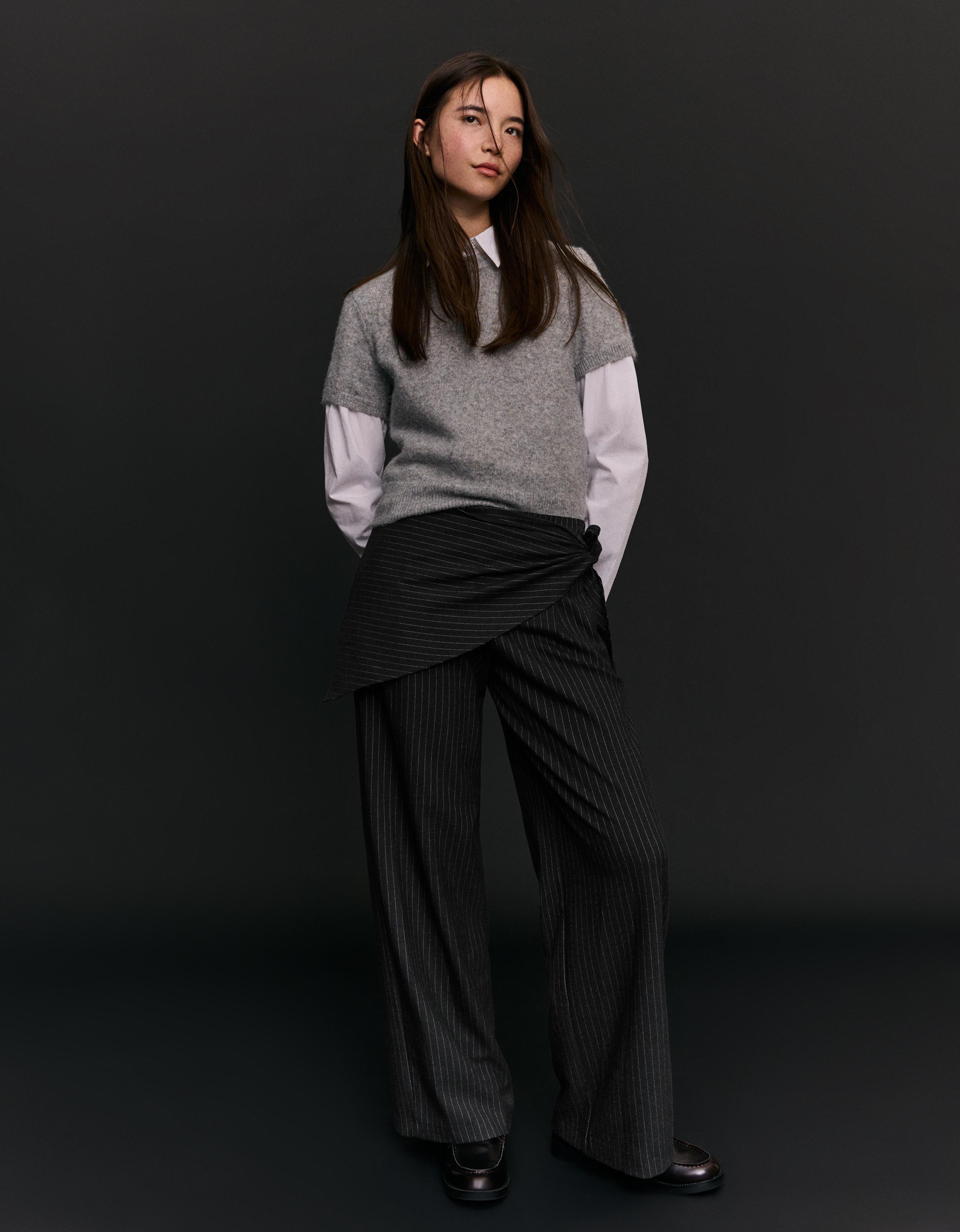 Paçası fularlı tailored fit pantolon - Görsel 16