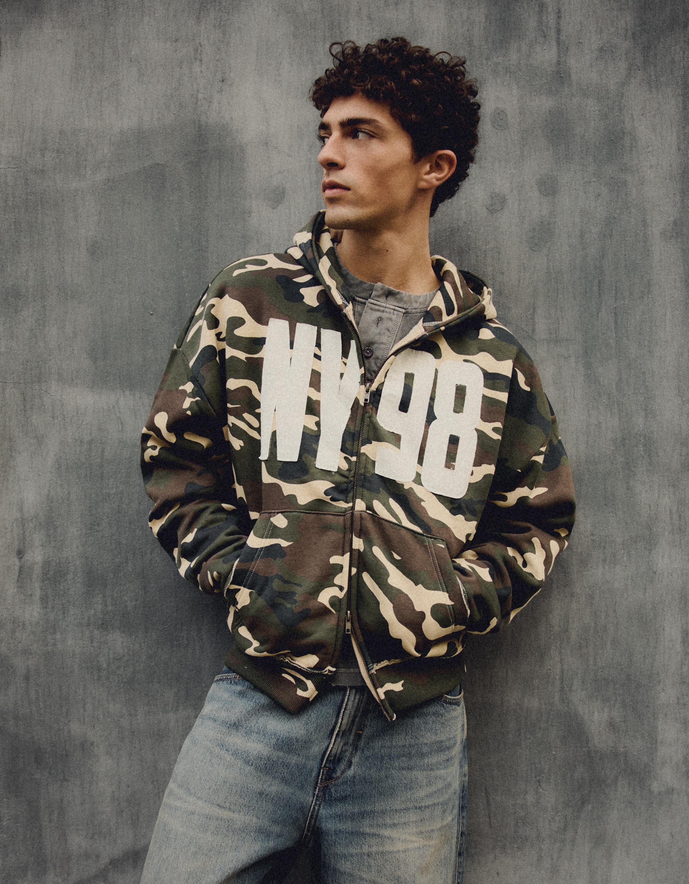 Bershka Fermuarlı kapüşonlu baskılı sweatshirt görsel 7