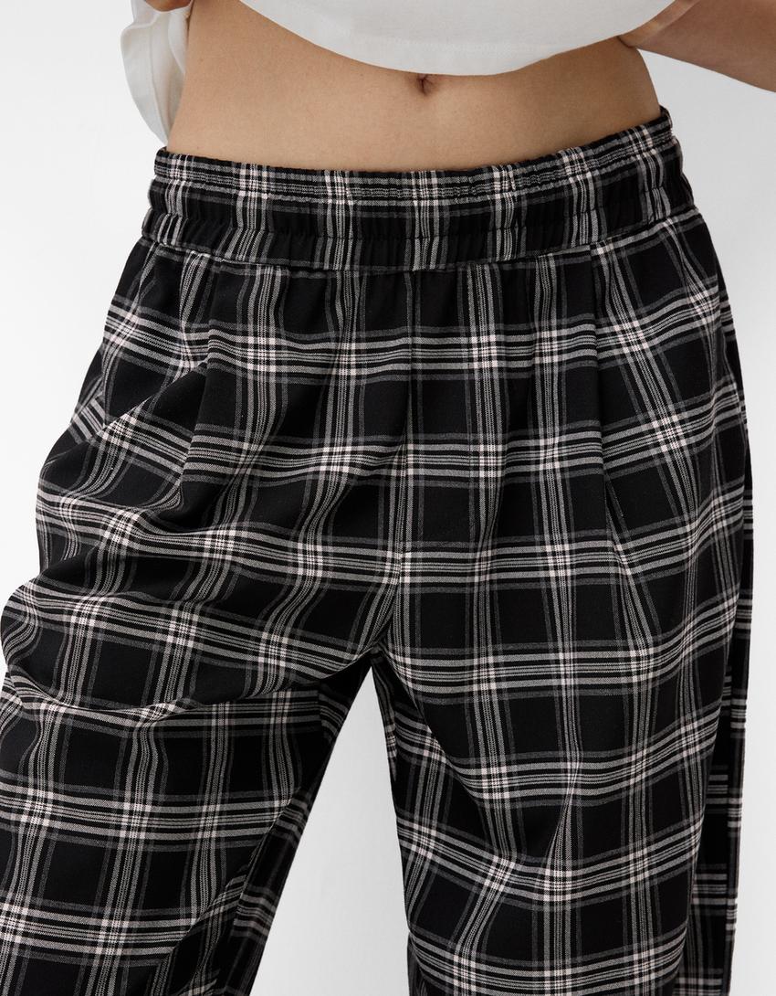 Calças direitas aos quadrados-Preto-3