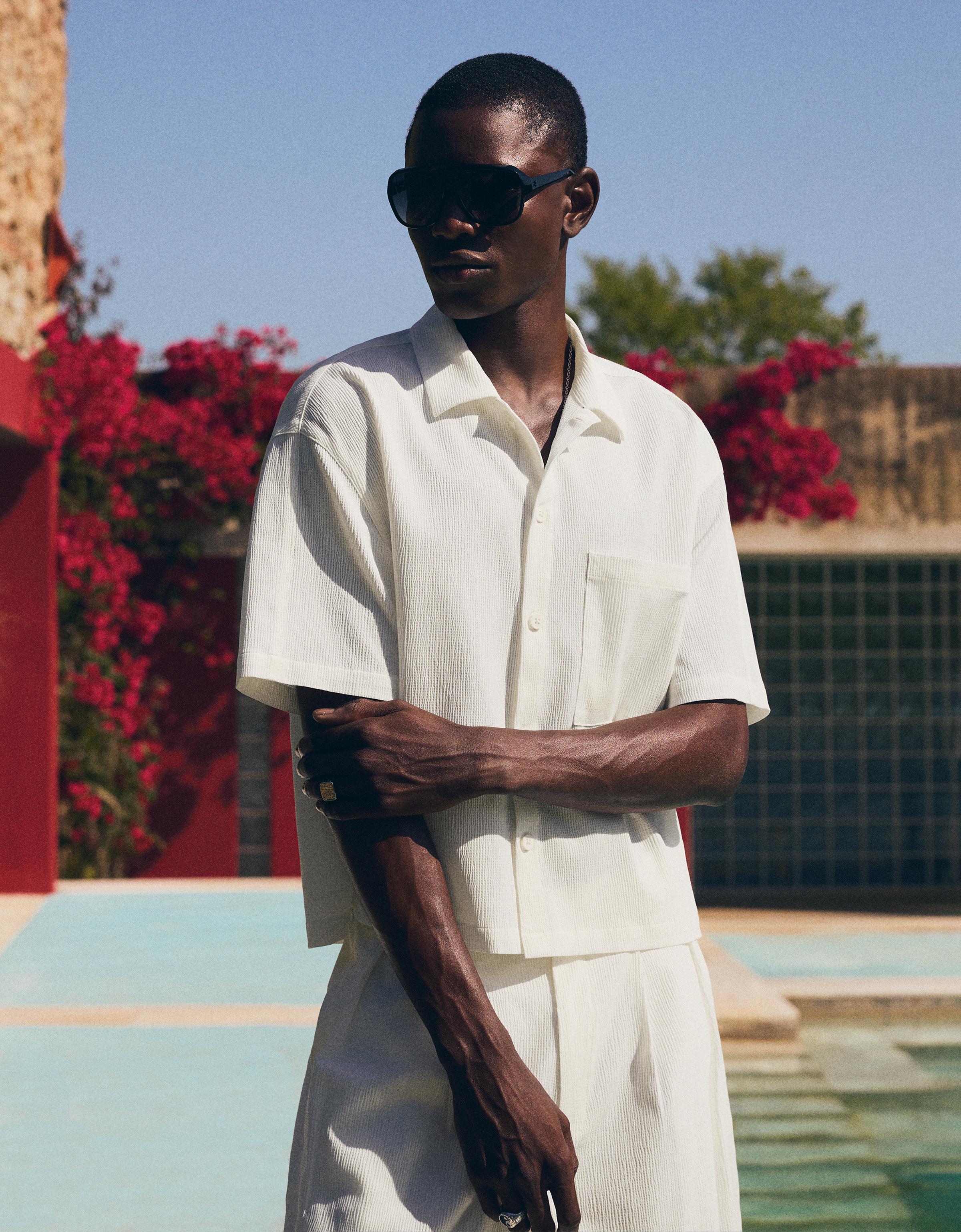 Pleated short sleeve boxy shirt — White