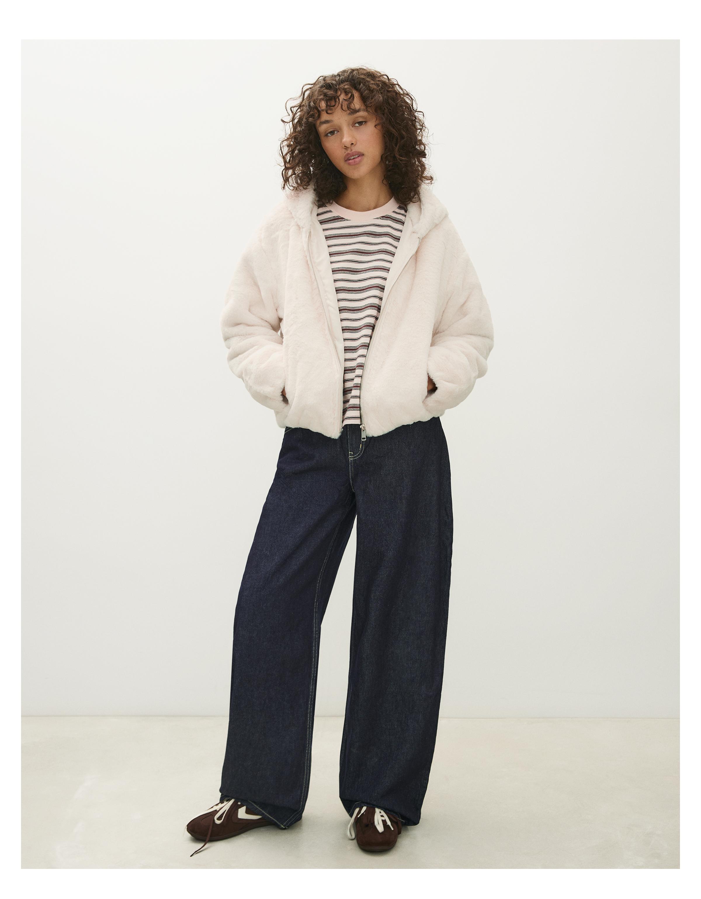 Hooded jacket with fur — Cream